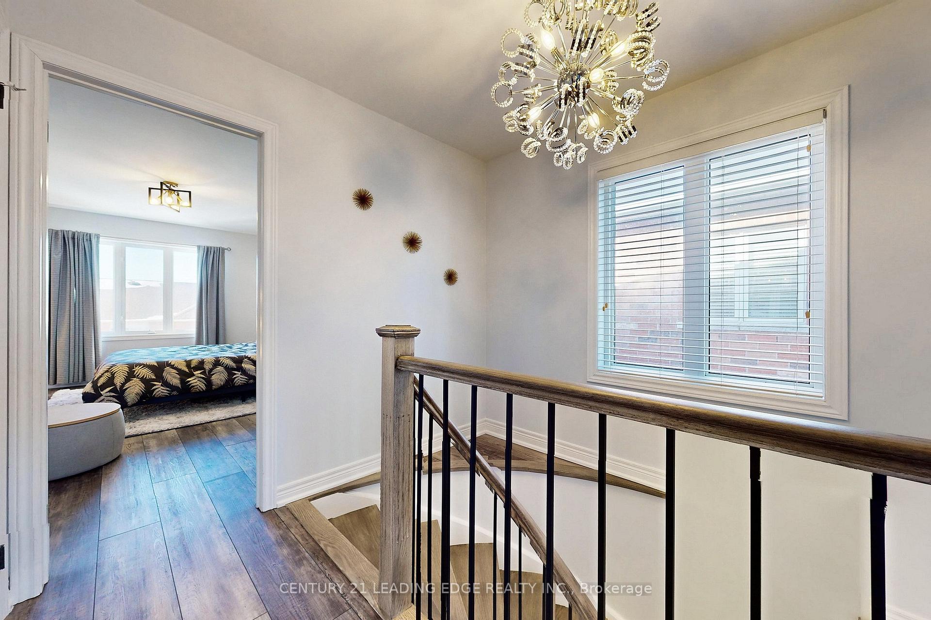 Photo 56 of 22 Arco Circle, Vaughan, Maple — HOMEH