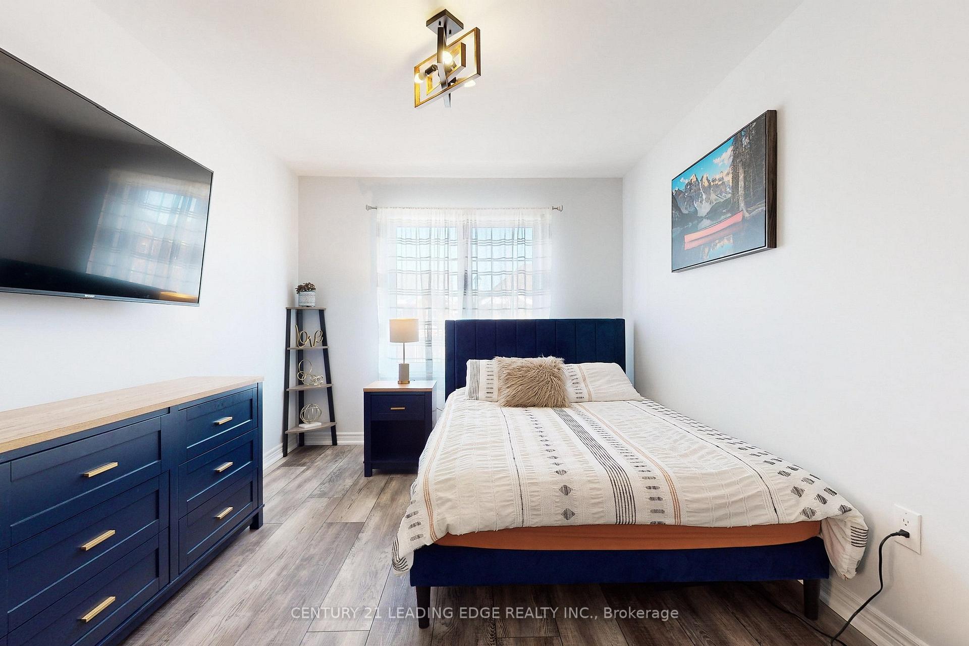 Photo 64 of 22 Arco Circle, Vaughan, Maple — HOMEH