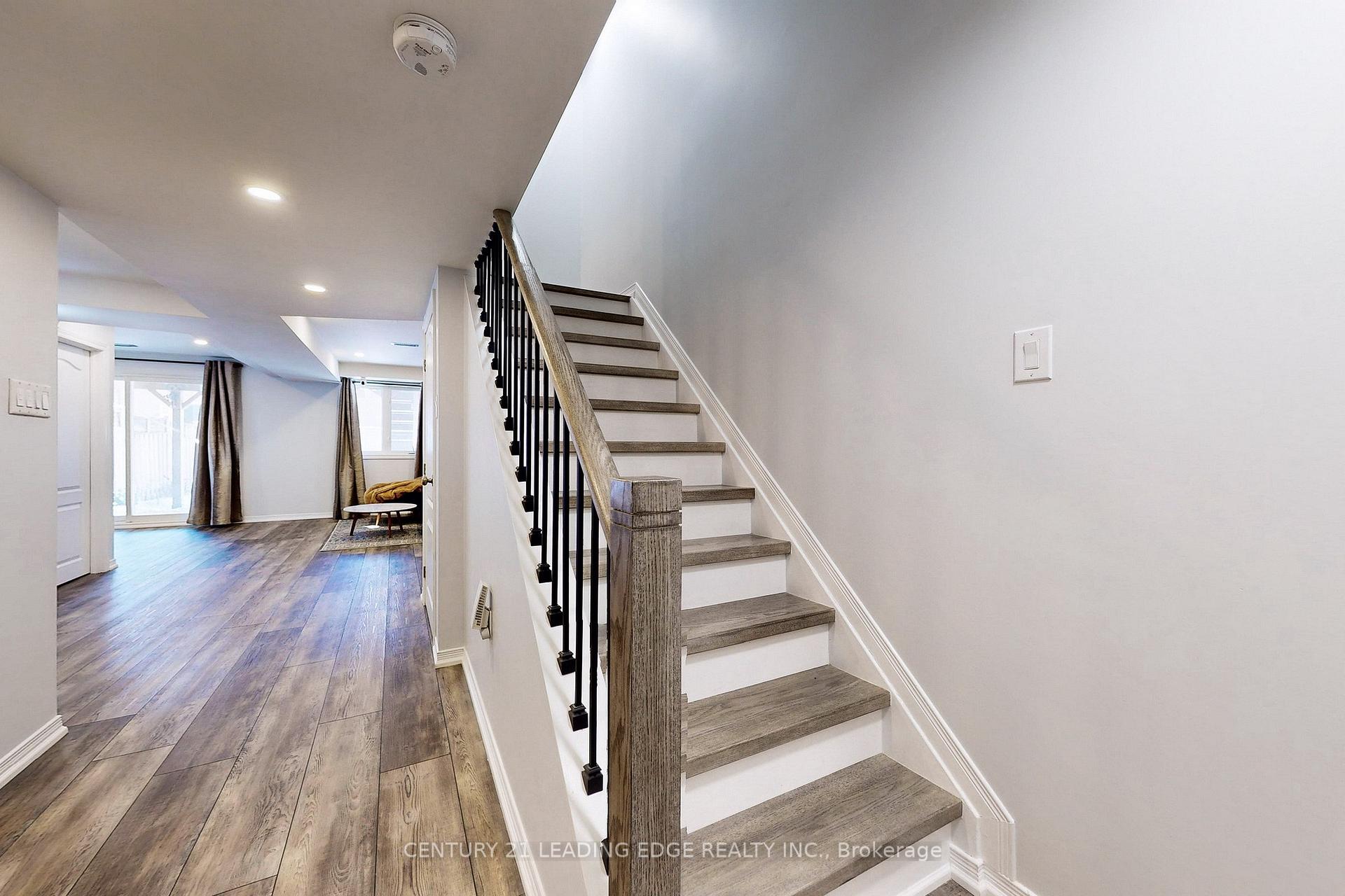 Photo 68 of 22 Arco Circle, Vaughan, Maple — HOMEH