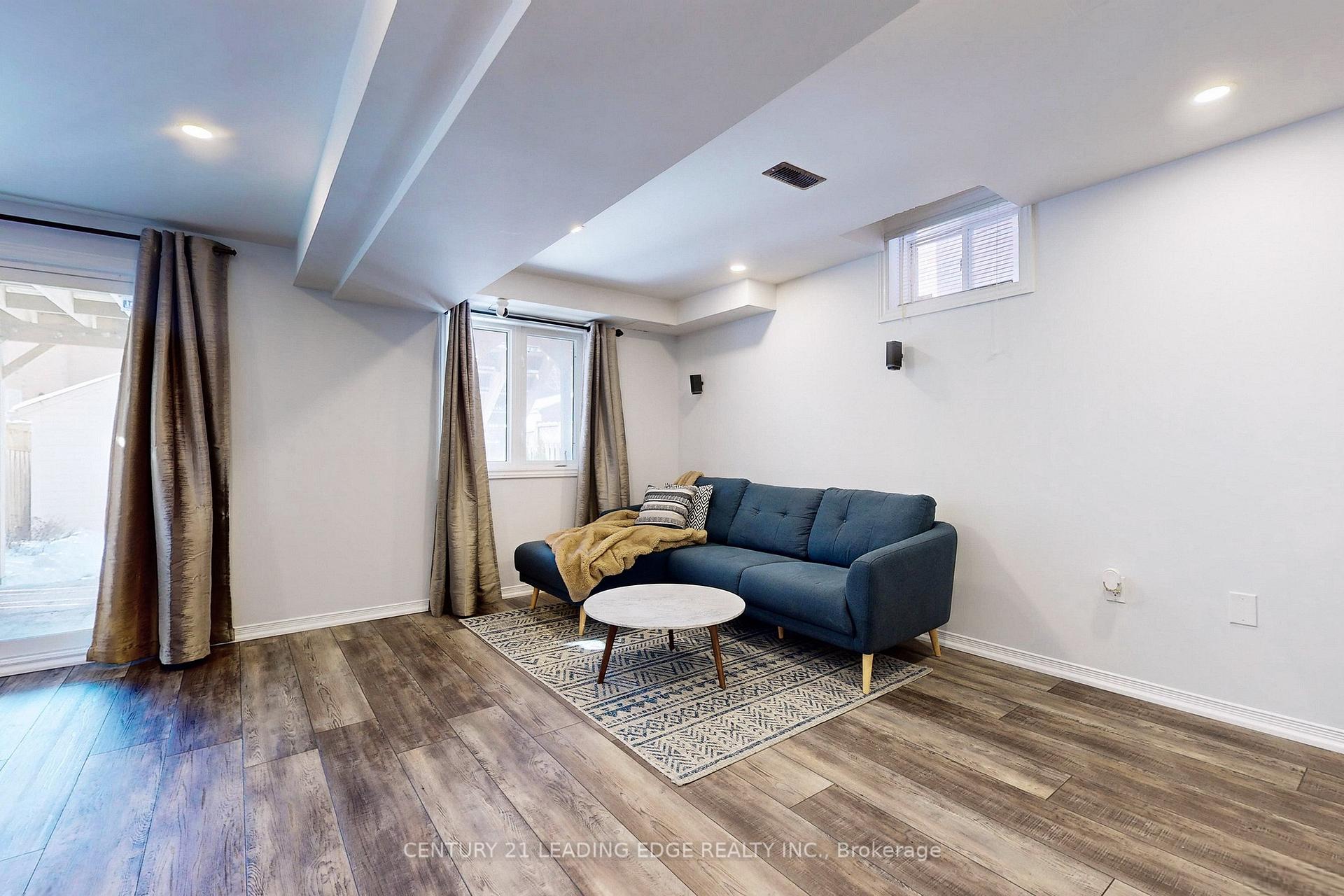Photo 69 of 22 Arco Circle, Vaughan, Maple — HOMEH