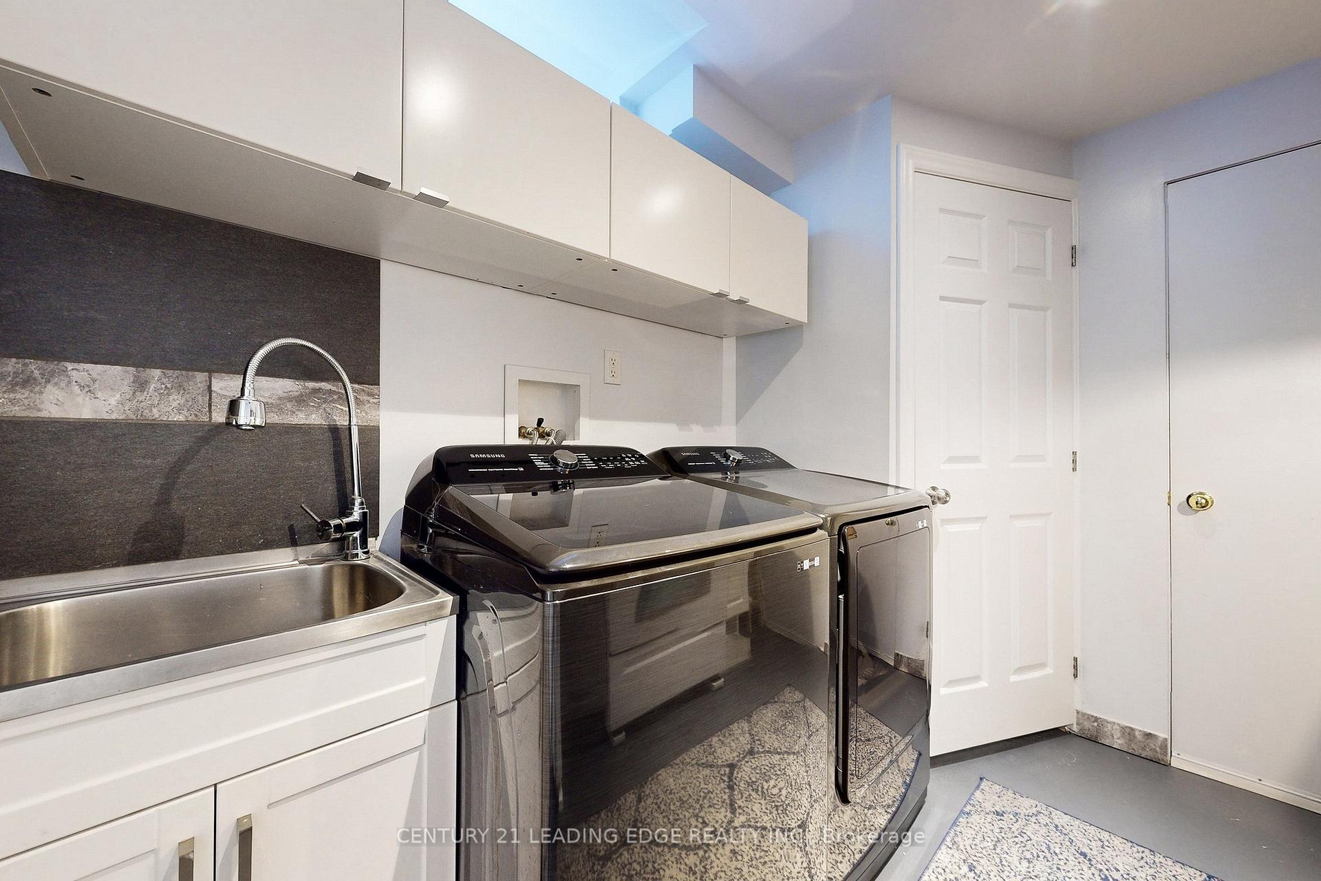 Photo 75 of 22 Arco Circle, Vaughan, Maple — HOMEH