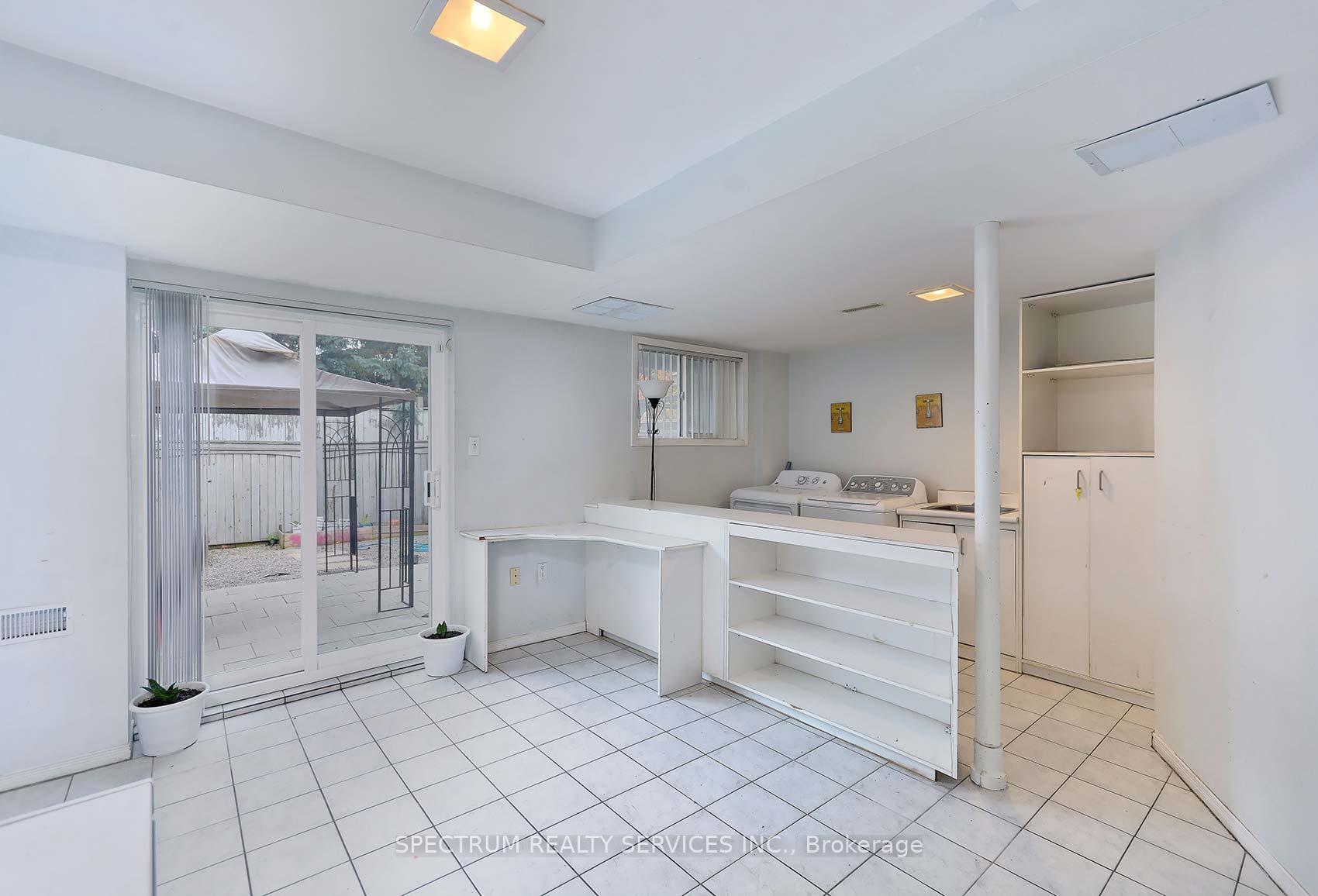Photo 30 of 109 Kelso Crescent, Vaughan, Maple — HOMEH