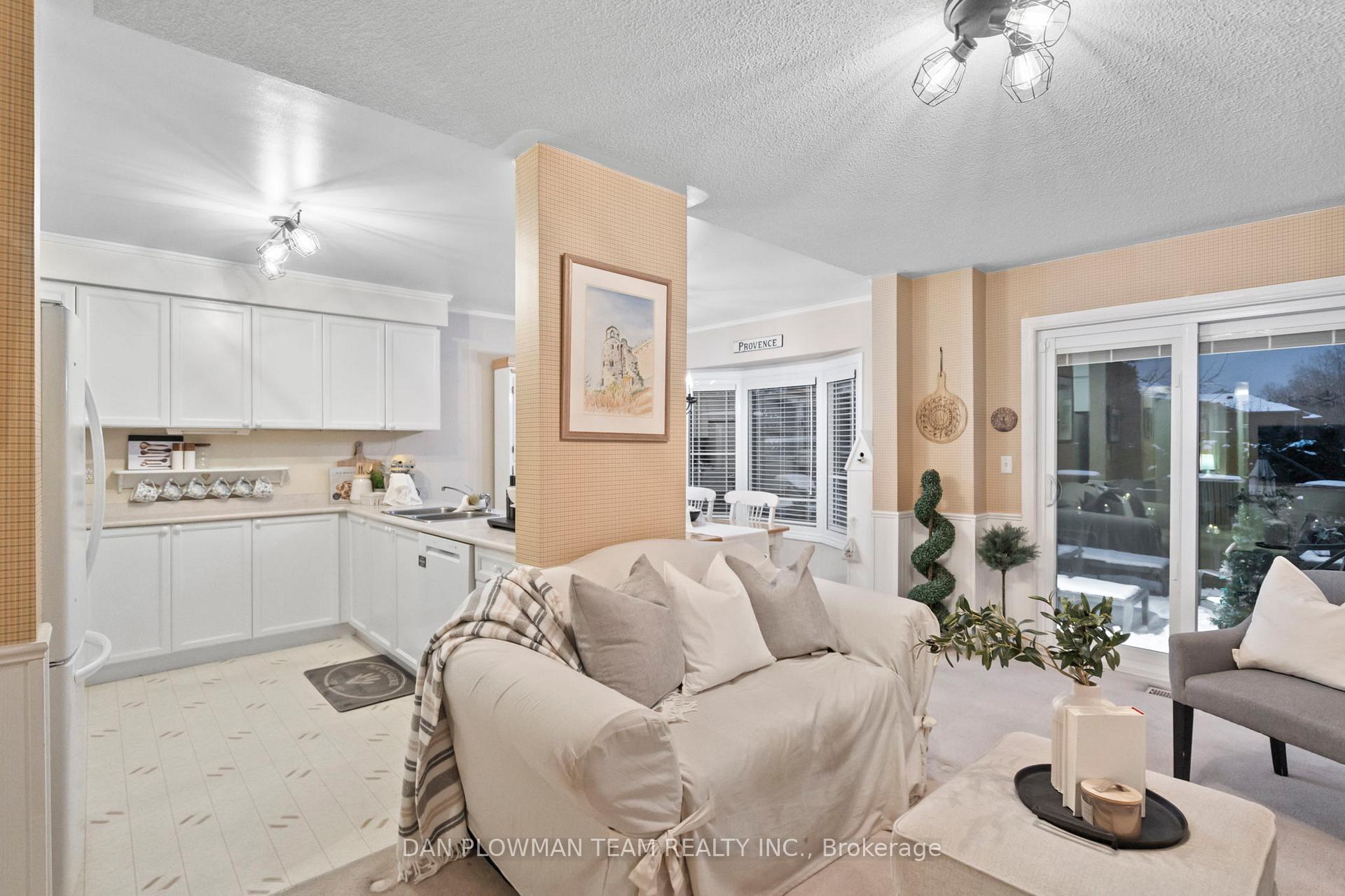 Photo 33 of 135 Thicket Crescent, Pickering, Highbush — HOMEH