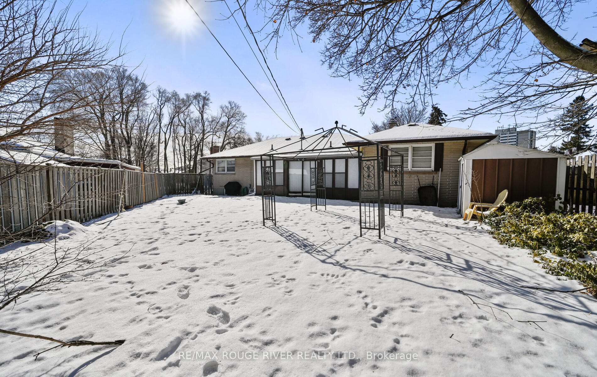 Photo 54 of 50 Kings Crescent, Ajax, South East — HOMEH