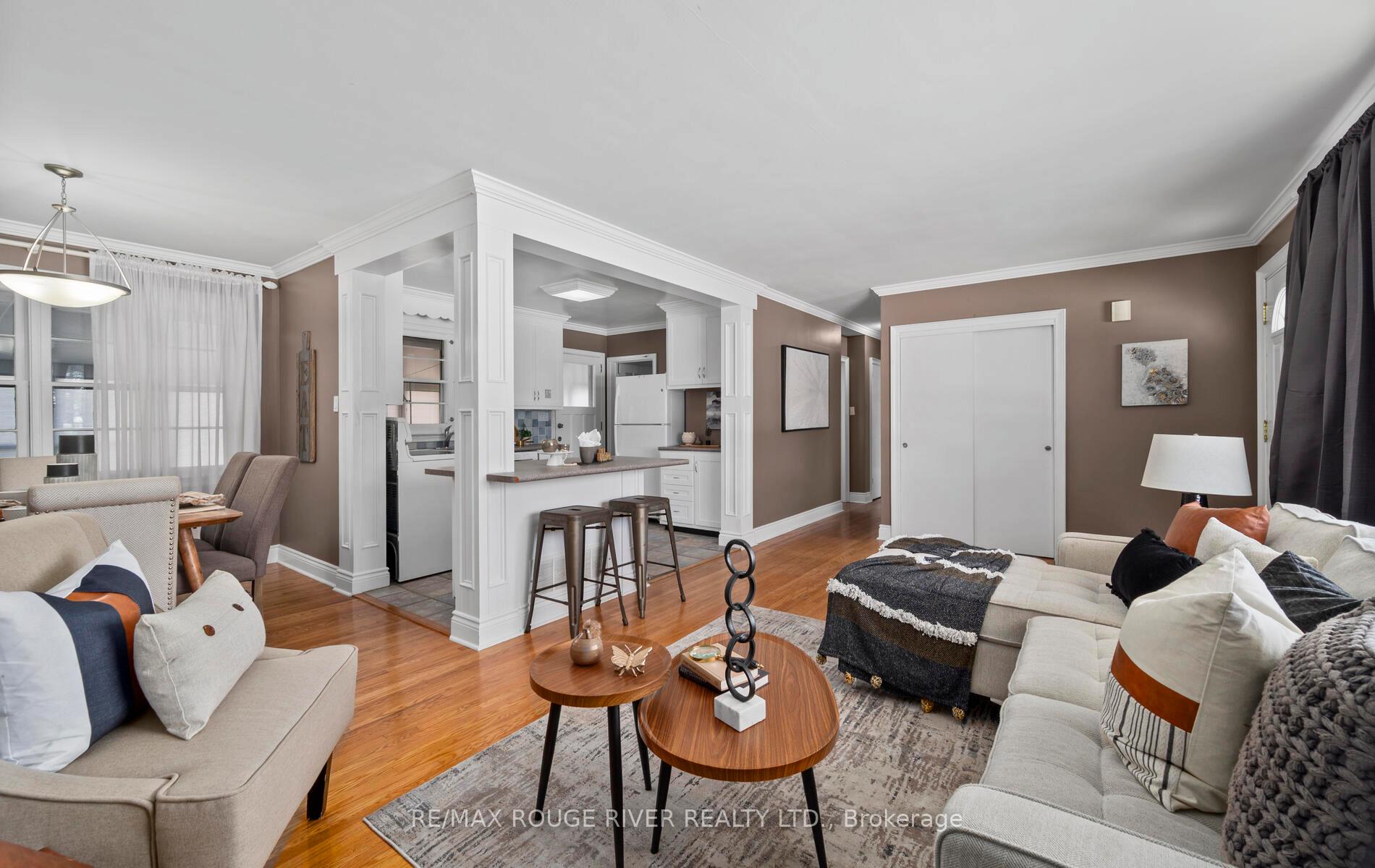 Photo 28 of 50 Kings Crescent, Ajax, South East — HOMEH