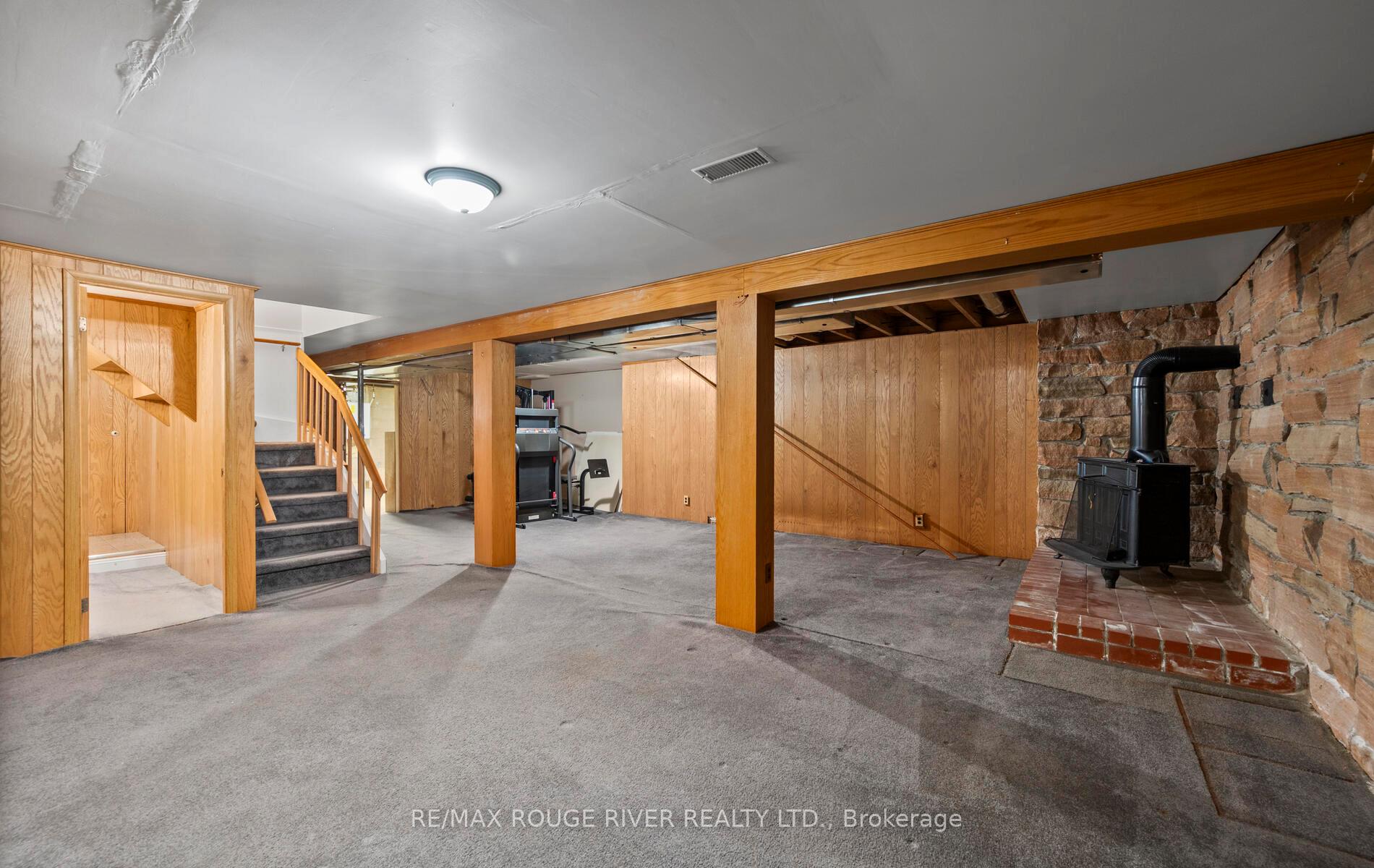 Photo 61 of 50 Kings Crescent, Ajax, South East — HOMEH