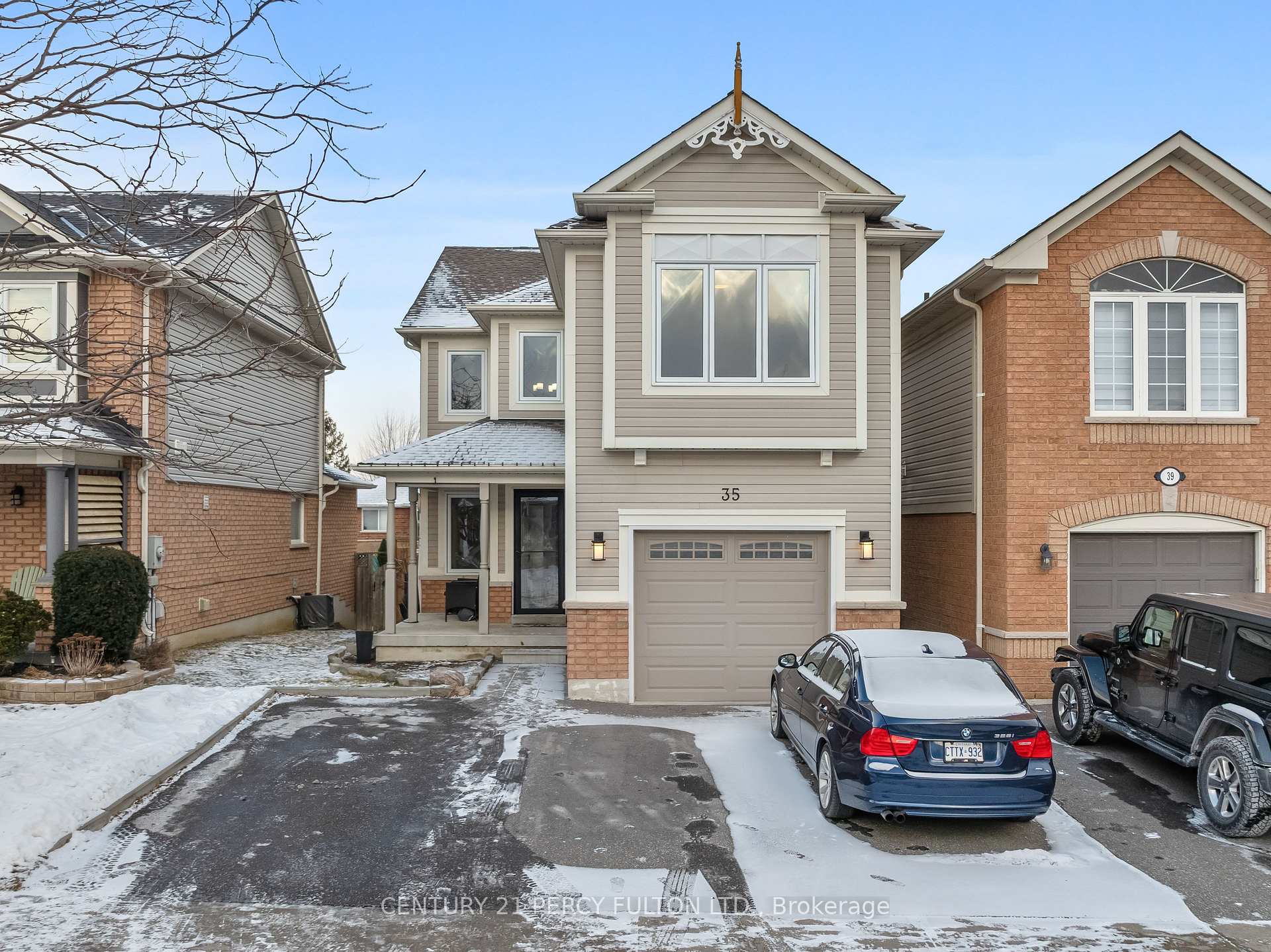 Photo 1 of 35 Millburn Drive, Clarington, Bowmanville — HOMEH
