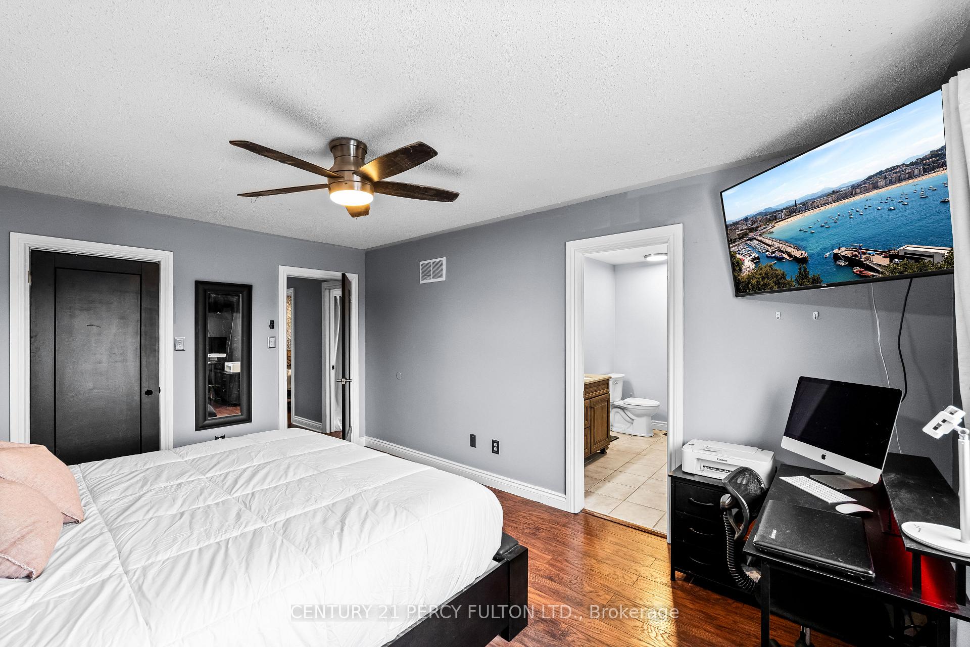 Photo 18 of 35 Millburn Drive, Clarington, Bowmanville — HOMEH