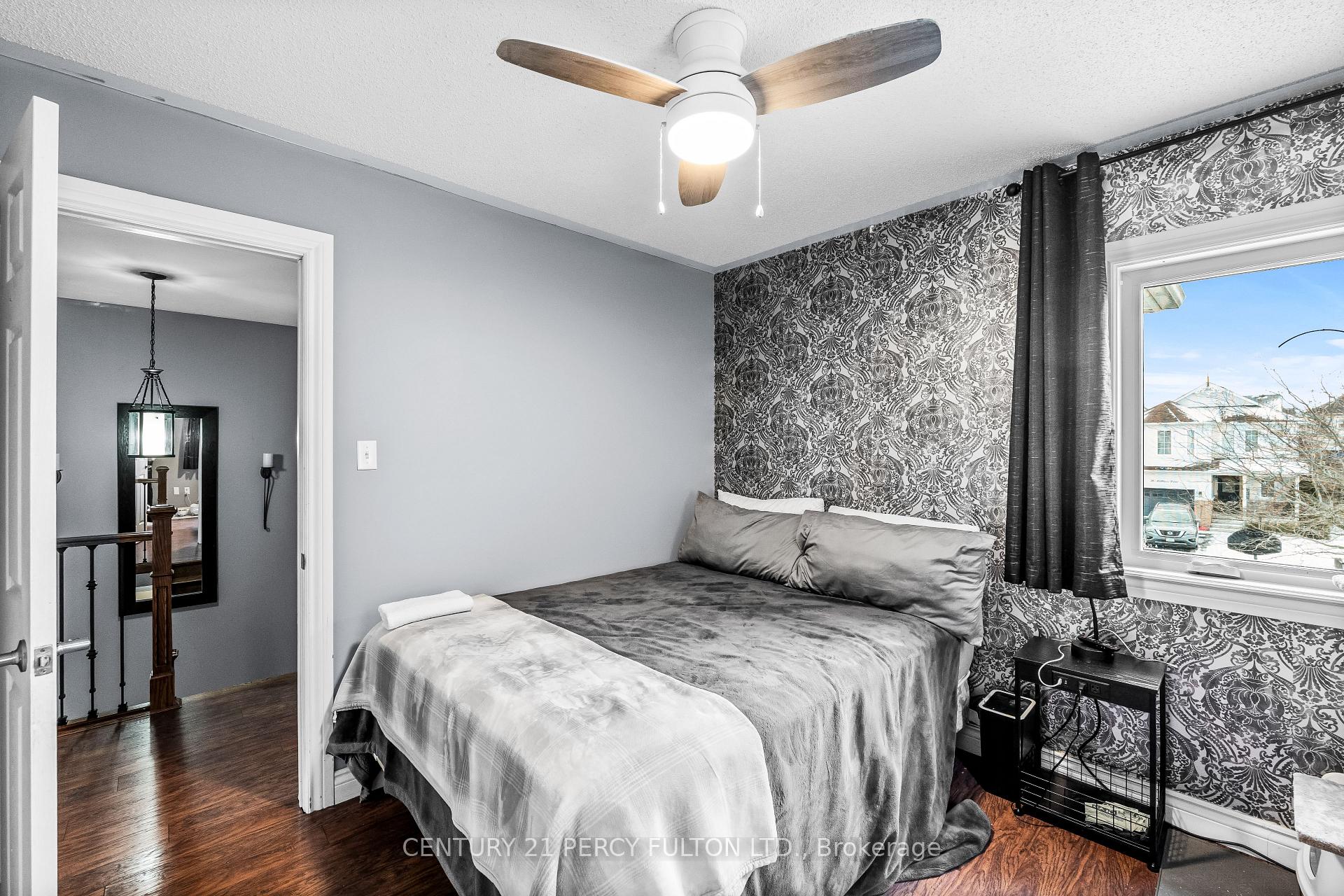 Photo 21 of 35 Millburn Drive, Clarington, Bowmanville — HOMEH