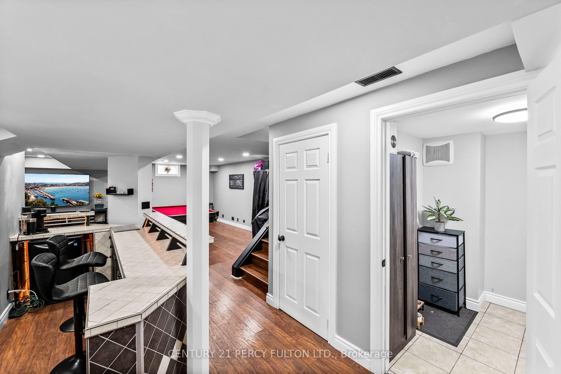 Photo 46 of 35 Millburn Drive, Clarington, Bowmanville — HOMEH