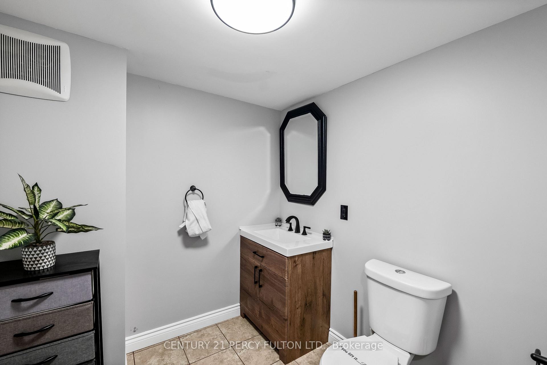 Photo 57 of 35 Millburn Drive, Clarington, Bowmanville — HOMEH