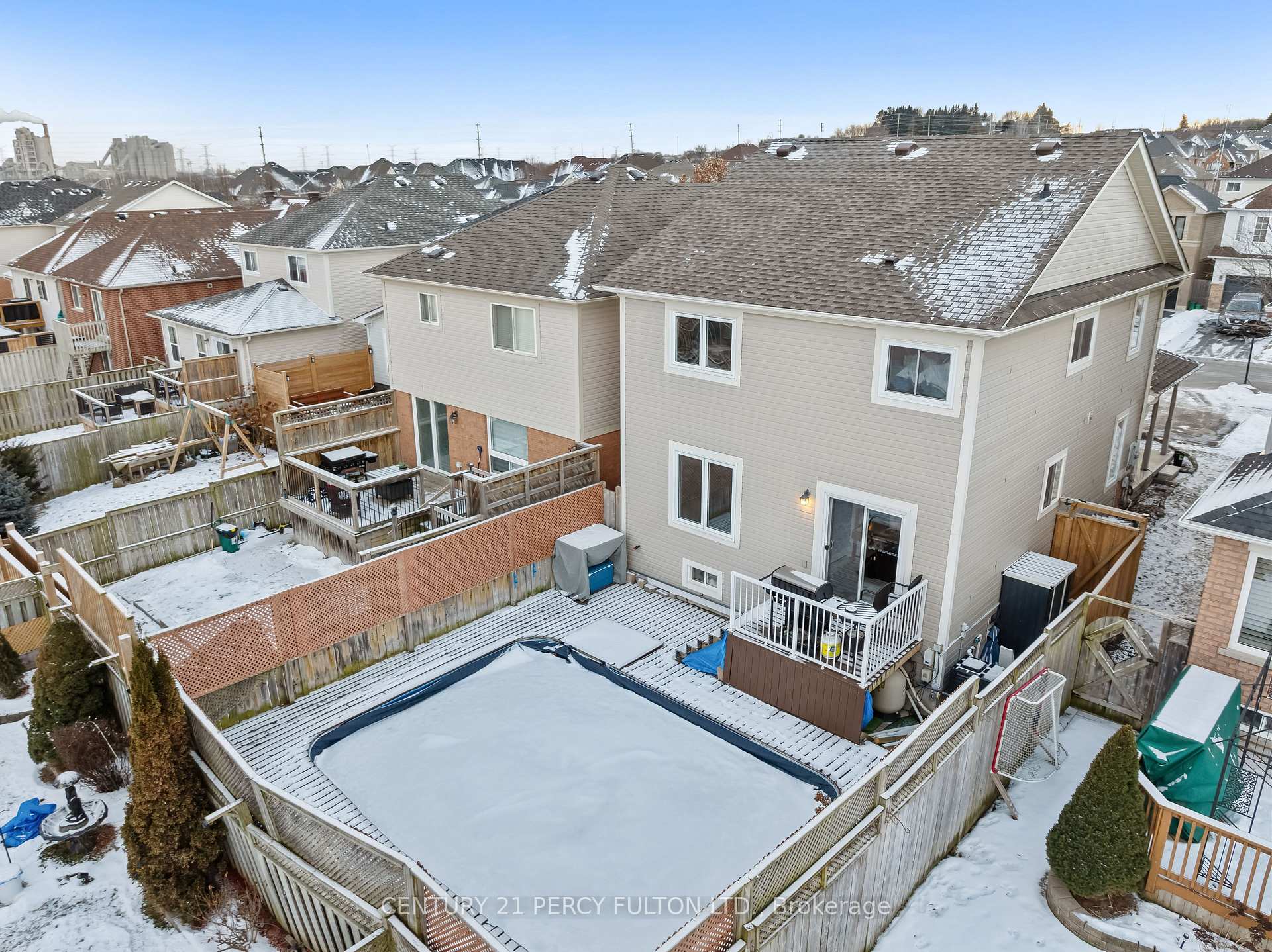 Photo 59 of 35 Millburn Drive, Clarington, Bowmanville — HOMEH