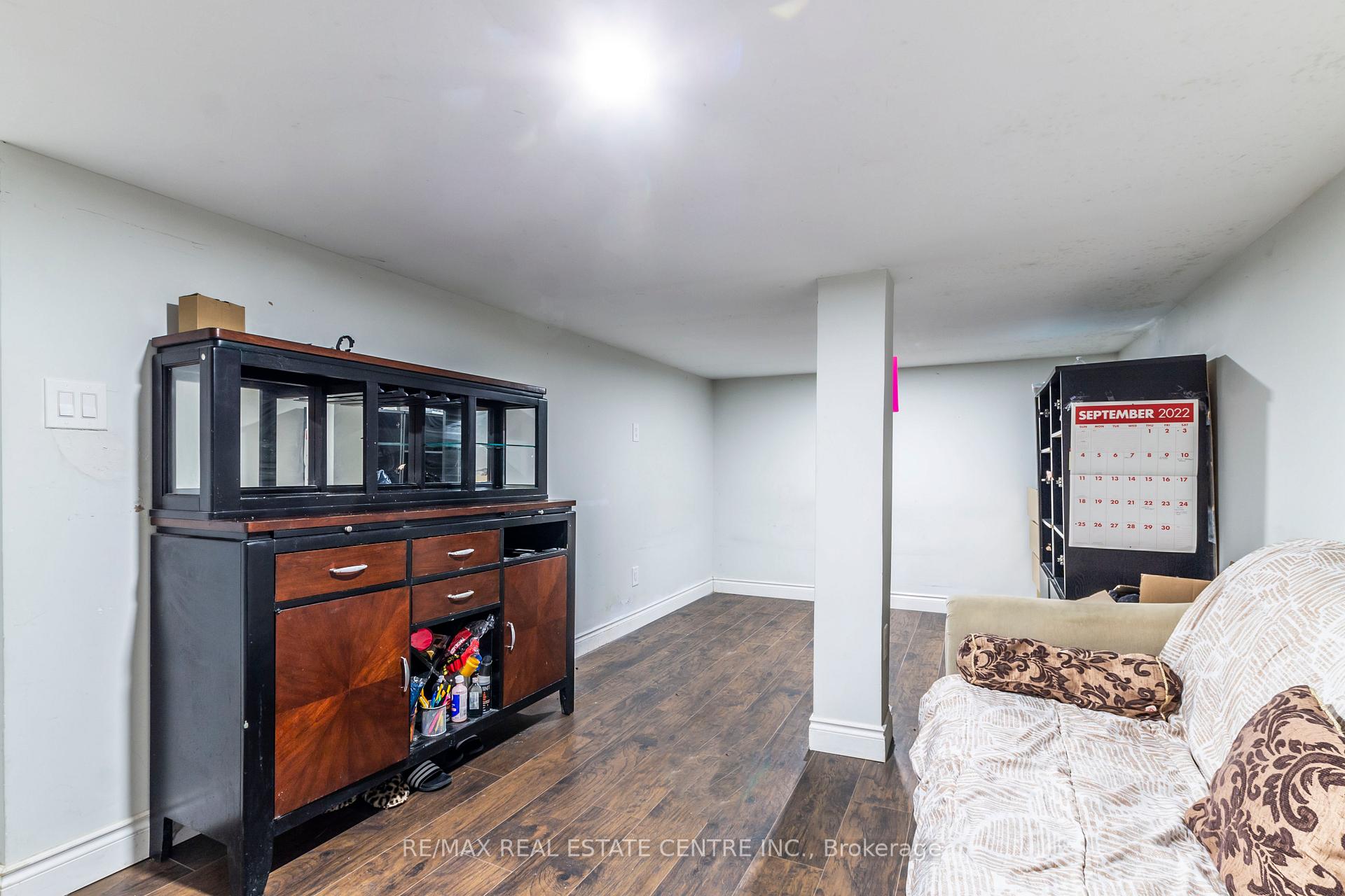 Photo 66 of 404 Queenston Road, Hamilton, Glenview — HOMEH