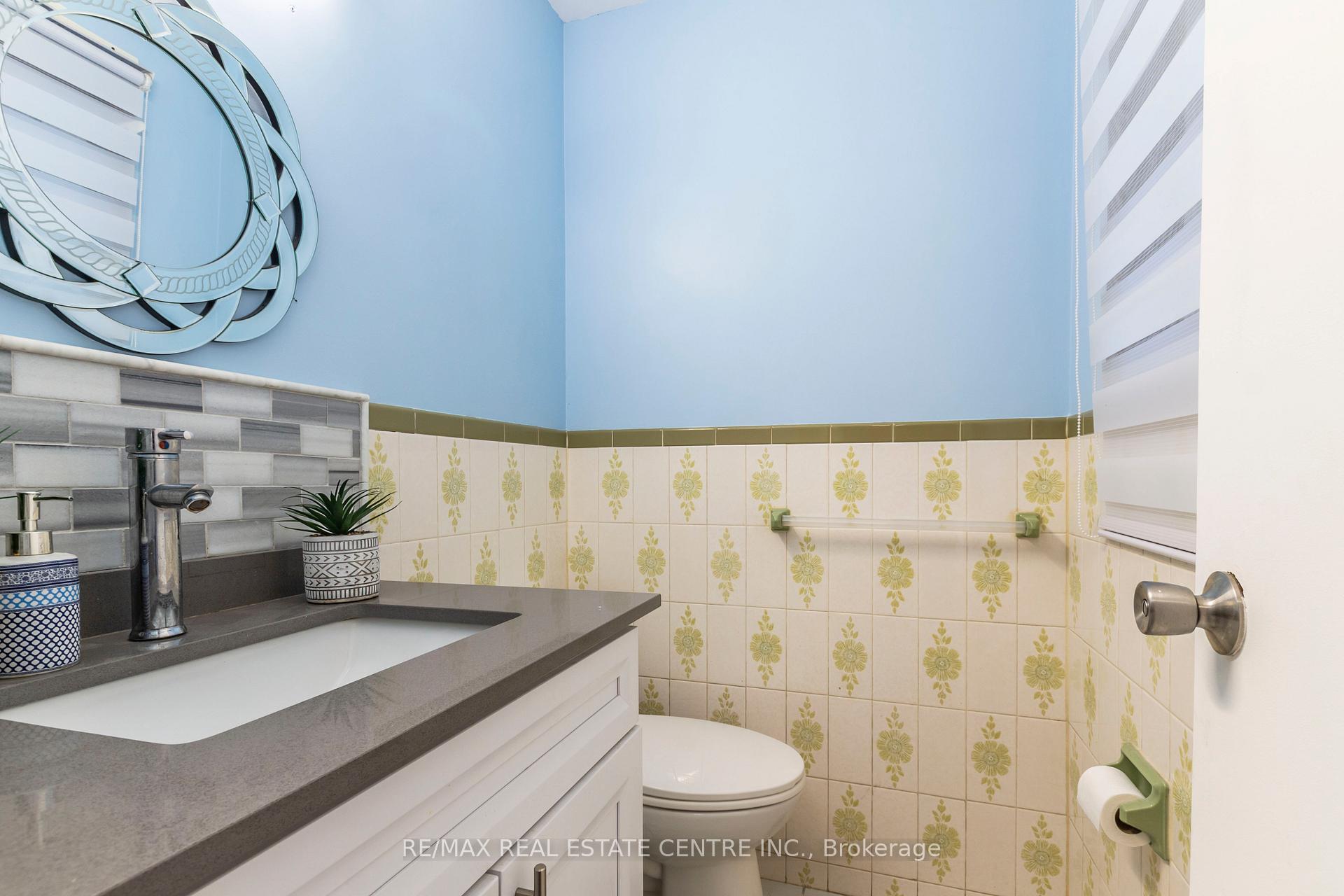 Photo 9 of 404 Queenston Road, Hamilton, Glenview — HOMEH