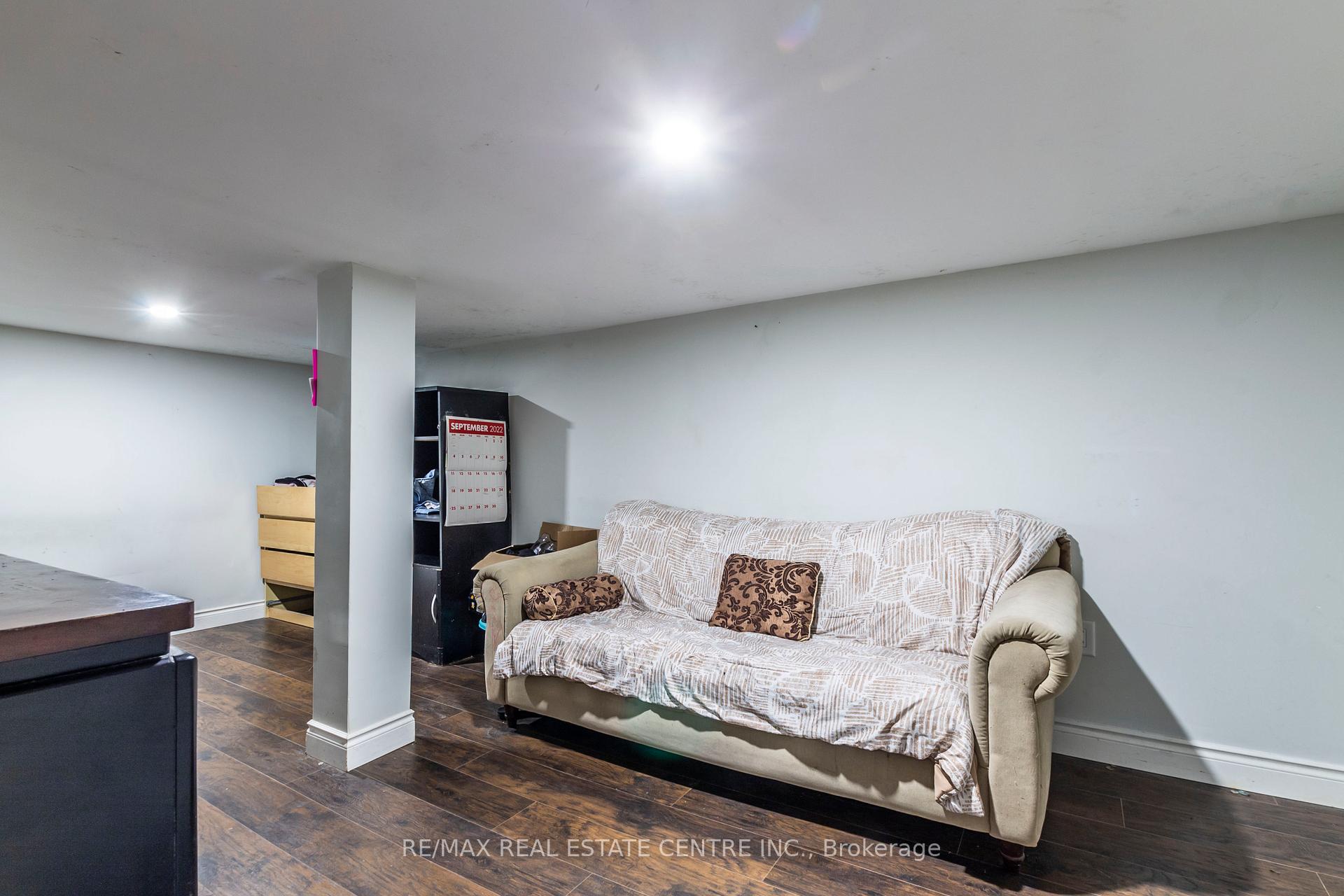 Photo 45 of 404 Queenston Road, Hamilton, Glenview — HOMEH
