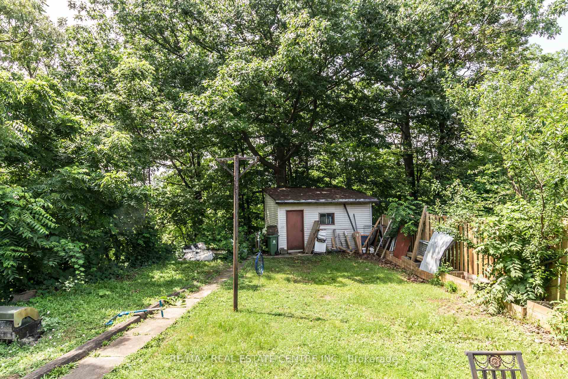Photo 55 of 404 Queenston Road, Hamilton, Glenview — HOMEH