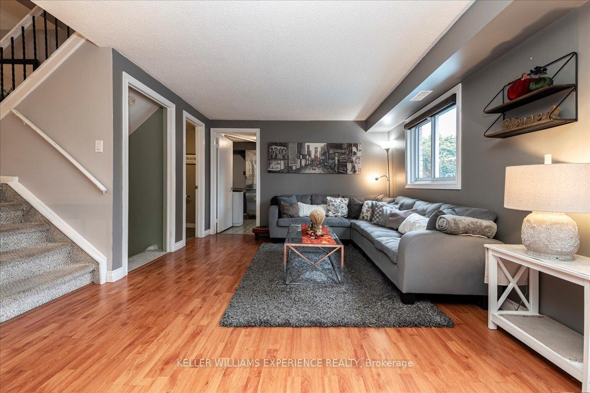 Photo 12 of 3 Sinclair Court, Barrie, Sunnidale — HOMEH