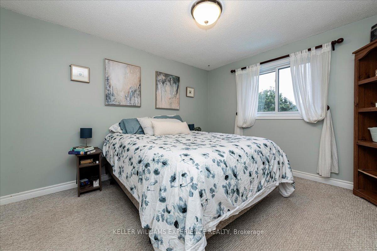 Photo 18 of 3 Sinclair Court, Barrie, Sunnidale — HOMEH