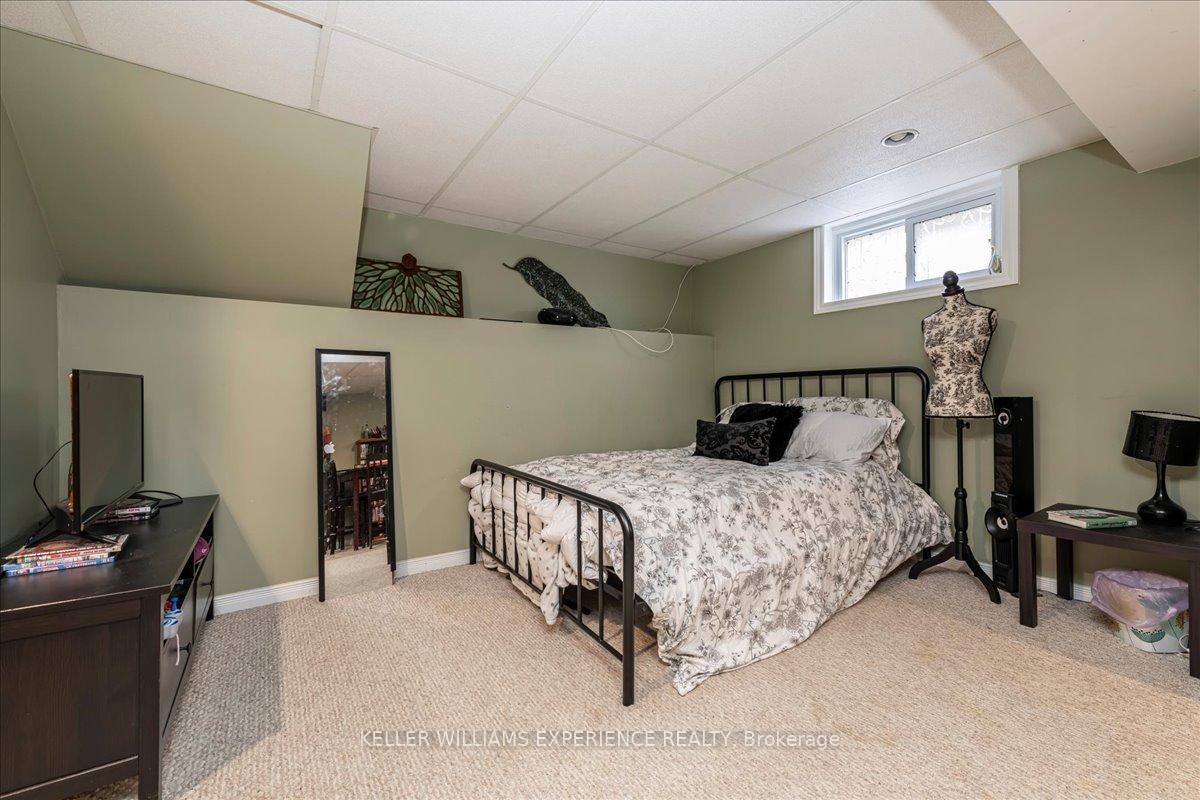 Photo 23 of 3 Sinclair Court, Barrie, Sunnidale — HOMEH