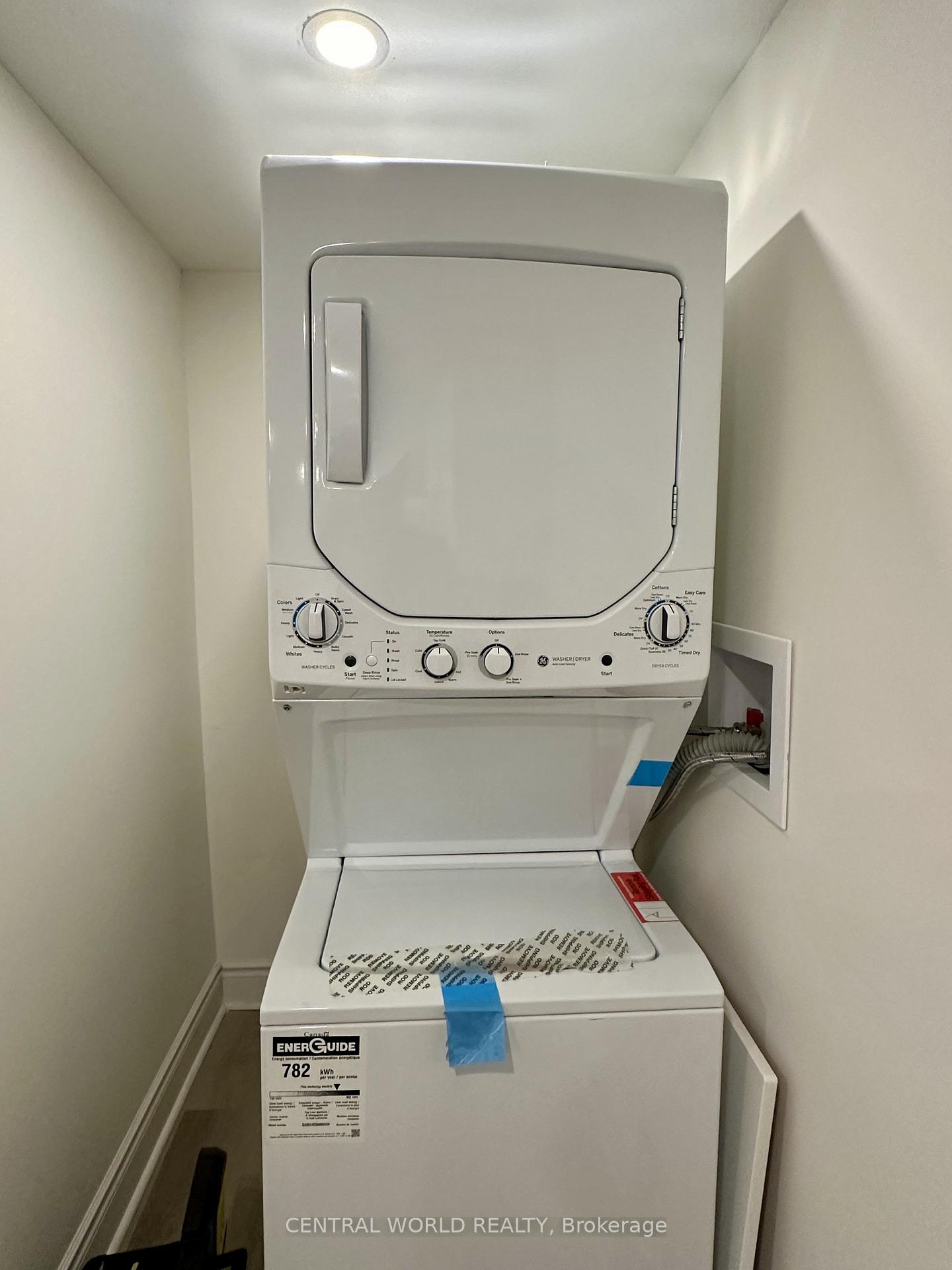 Photo 3 of Unit Bsmt, 110 Parkview Hill Crescent, Toronto, O'Connor-Parkview — HOMEH