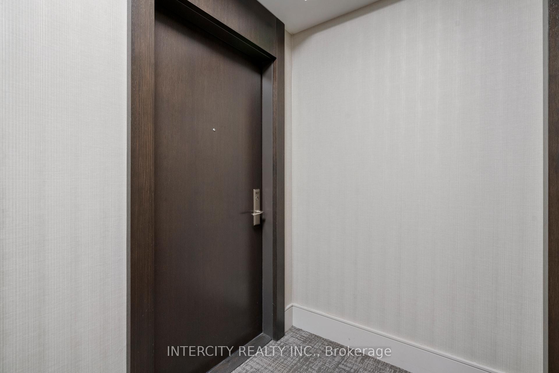 Photo 5 of Unit 1907, 9000 Jane Street, Vaughan, Concord — HOMEH