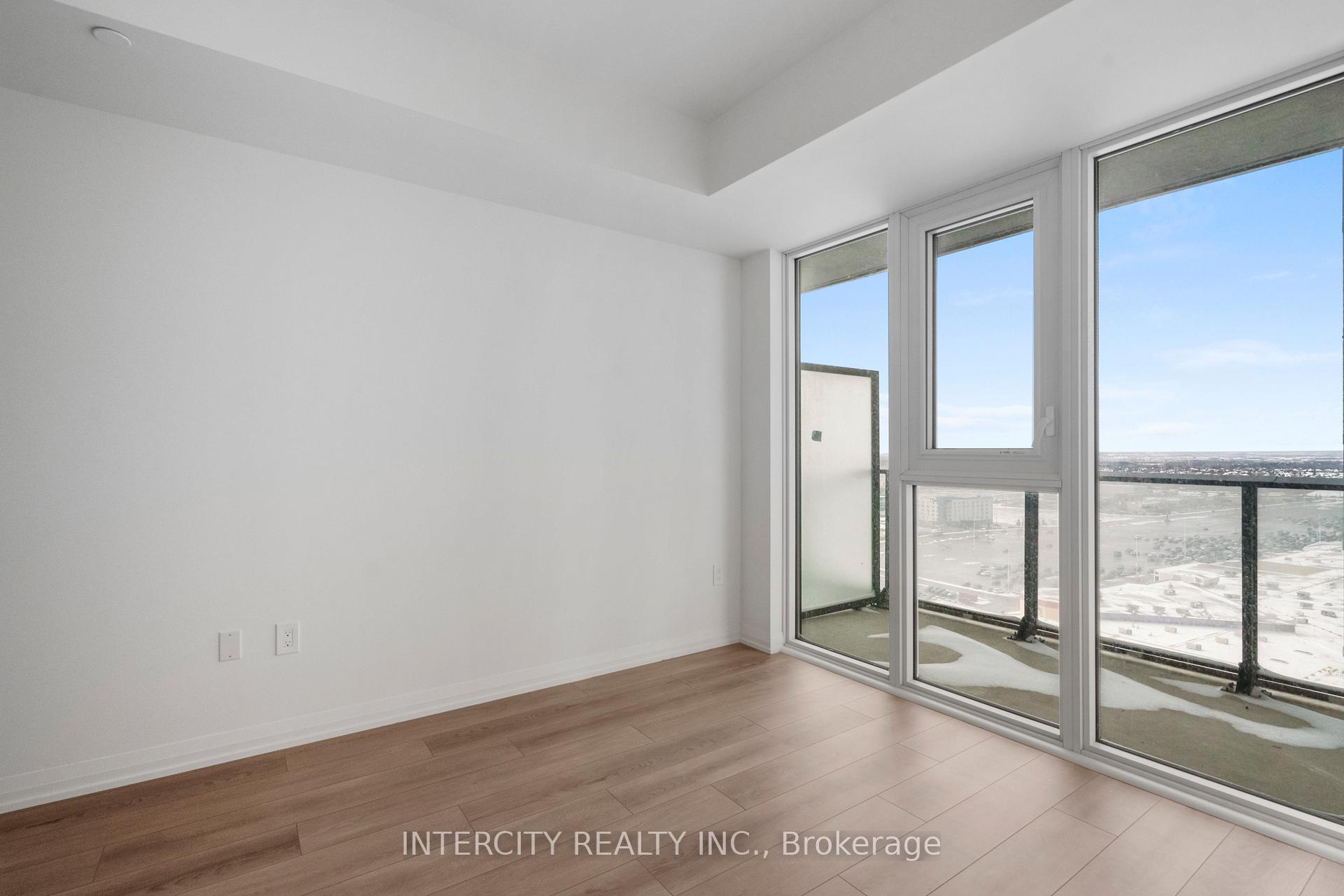 Photo 14 of Unit 1907, 9000 Jane Street, Vaughan, Concord — HOMEH