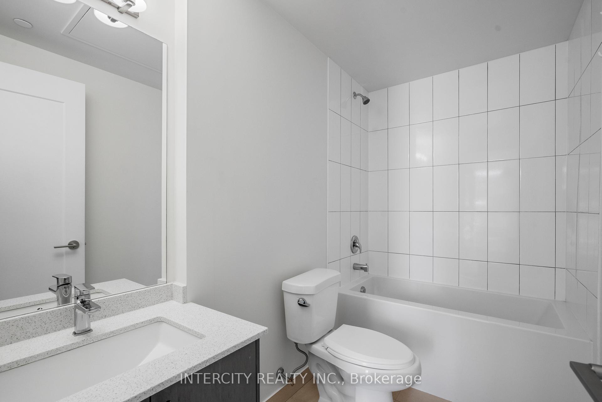 Photo 15 of Unit 1907, 9000 Jane Street, Vaughan, Concord — HOMEH