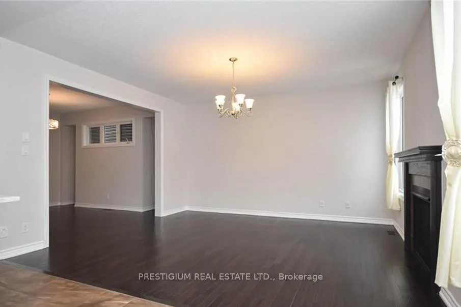 Photo 9 of 129 Sweetvalley Drive, Ottawa, Avalon West — HOMEH