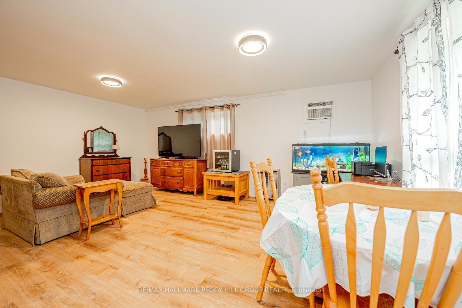 Photo 8 of 1755 Golf Link Road, Tiny, Rural Tiny — HOMEH
