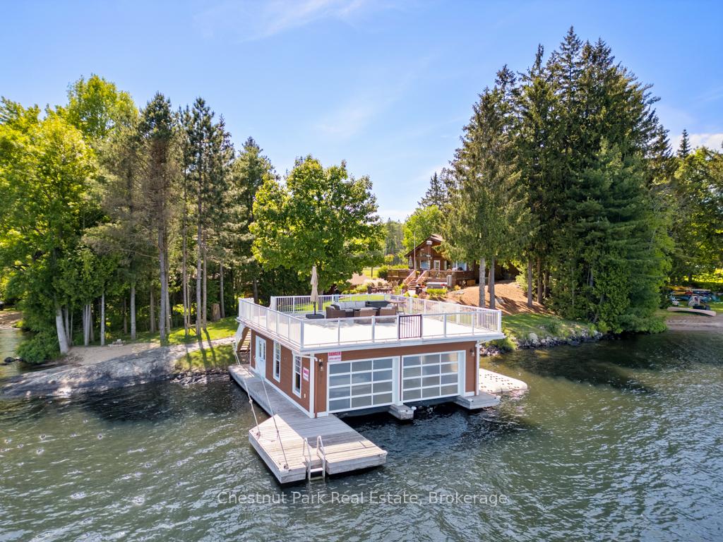 Photo 3 of 247 Wapaska Crescent, Gravenhurst, Muskoka (S) — HOMEH