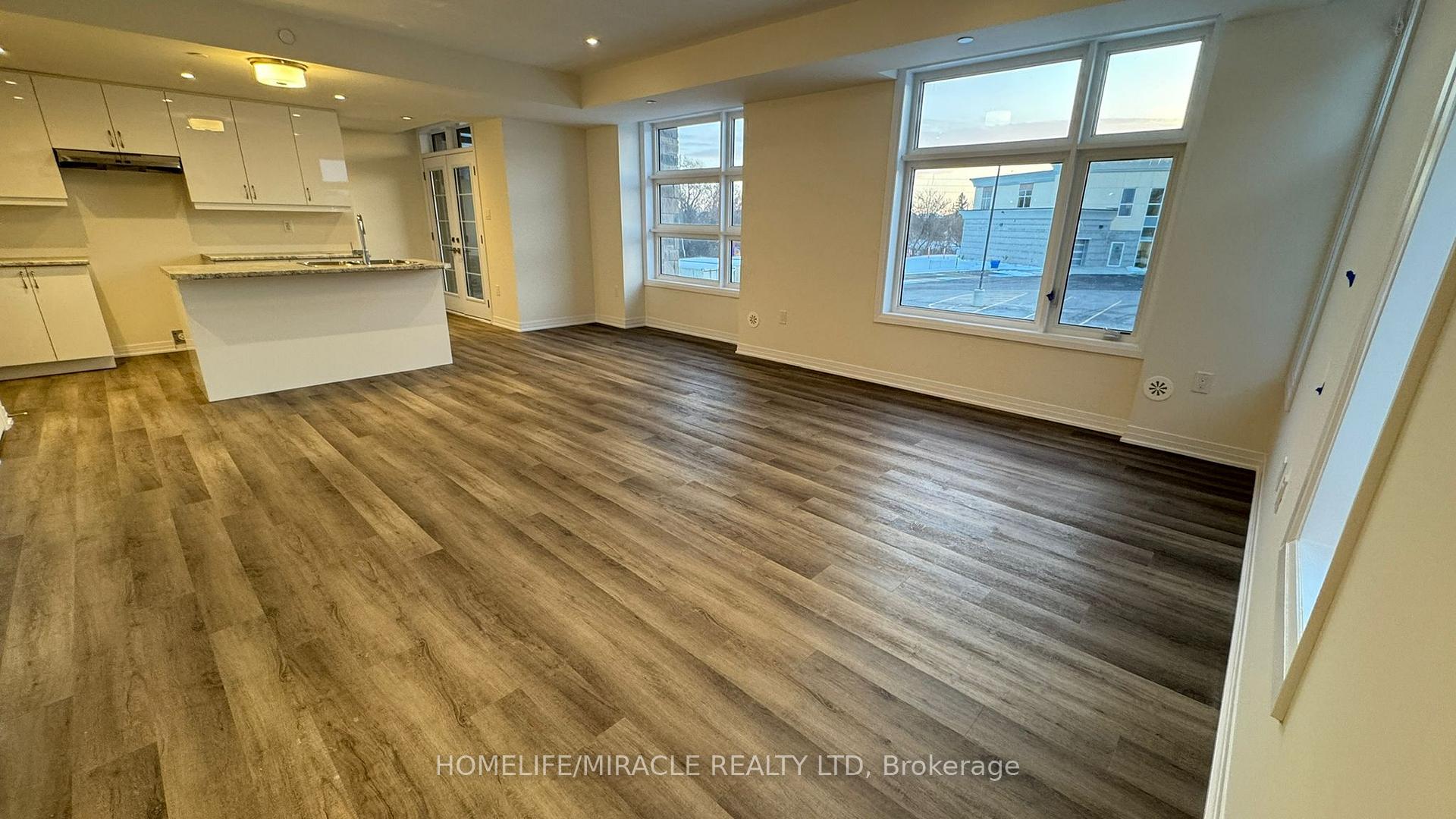 Photo 8 of Unit 44, 25 Fieldridge Crescent, Brampton, Brampton North — HOMEH