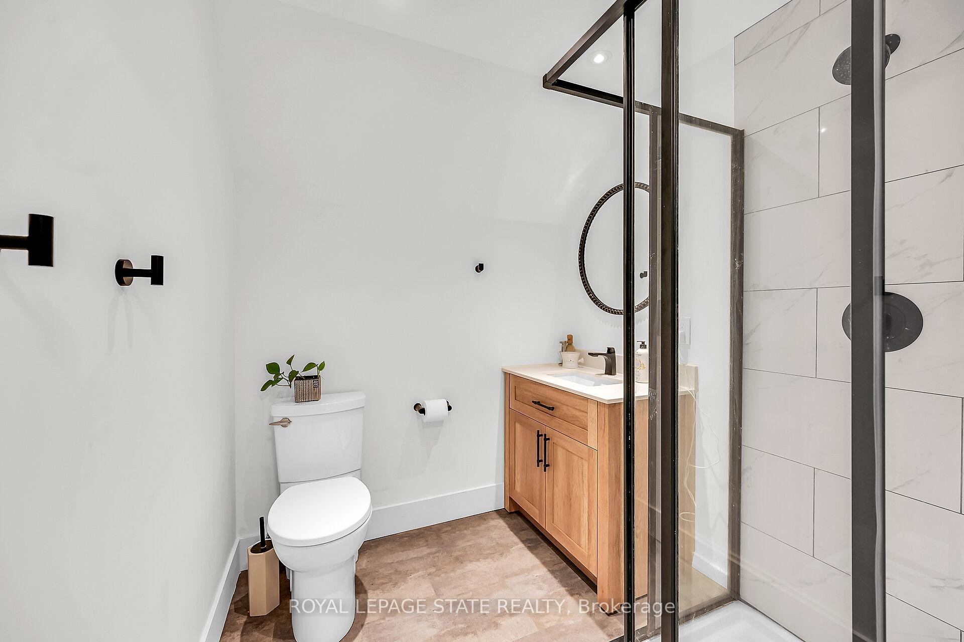 Photo 61 of 257 East 26th Street, Hamilton, Eastmount — HOMEH