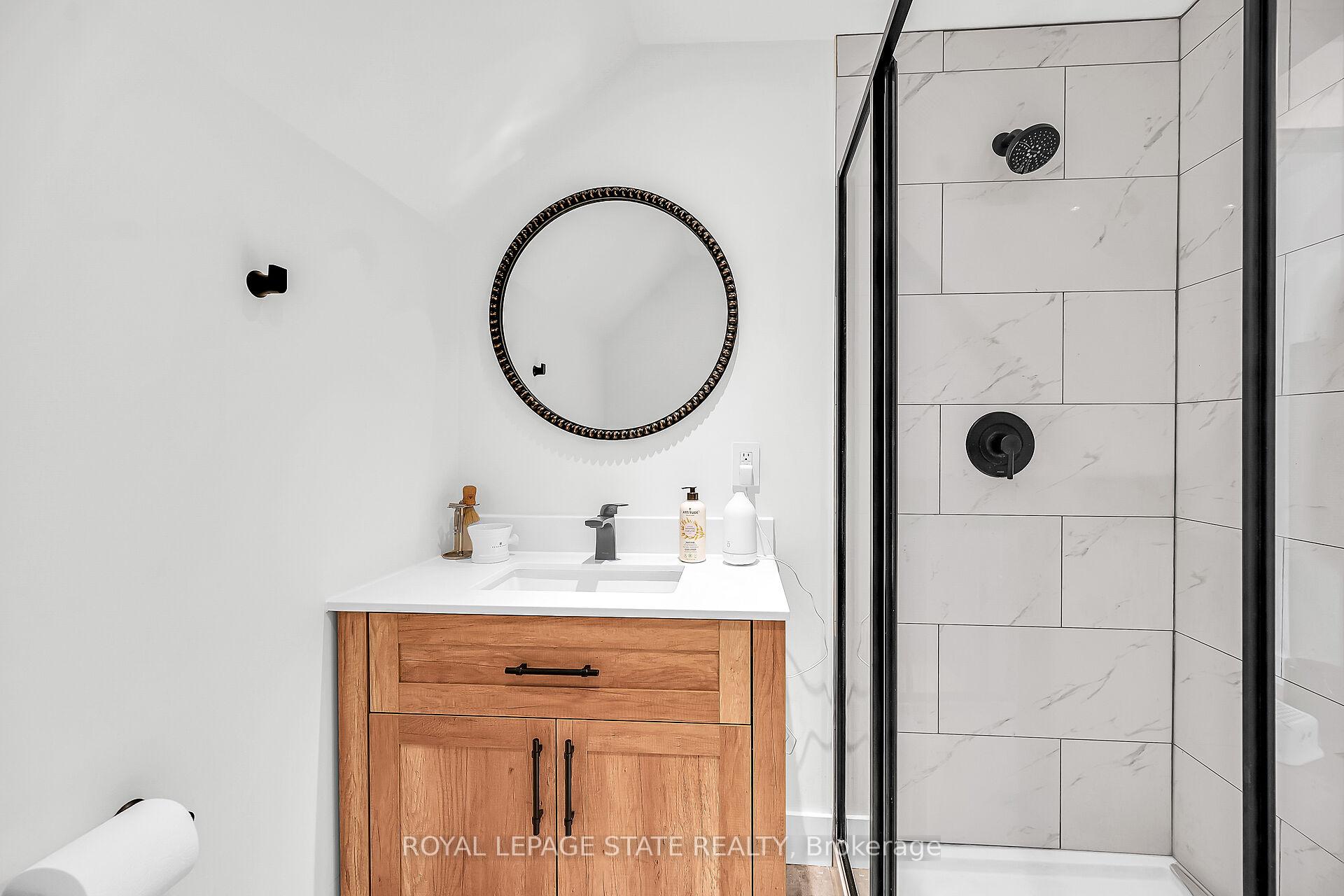 Photo 62 of 257 East 26th Street, Hamilton, Eastmount — HOMEH