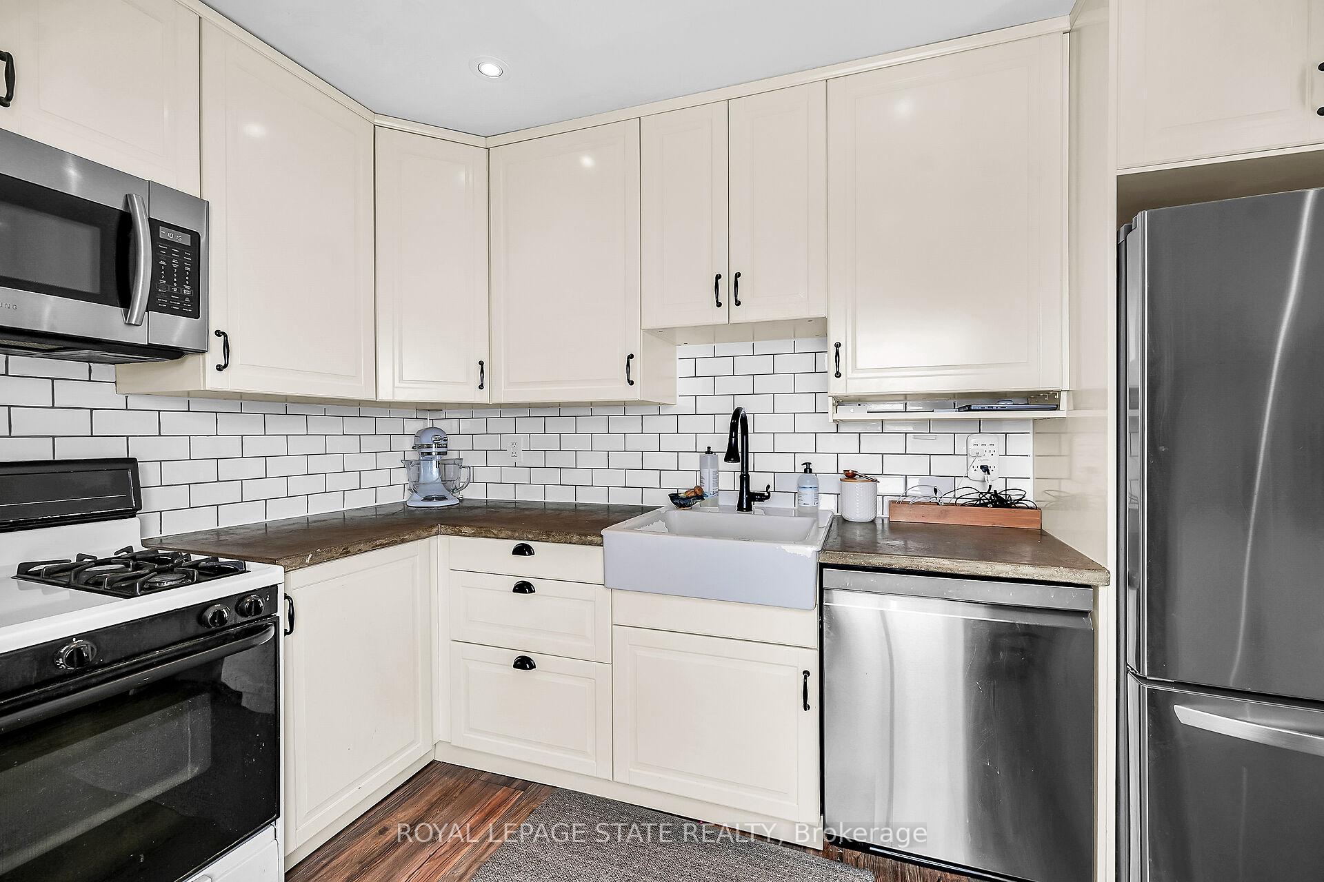 Photo 15 of 257 East 26th Street, Hamilton, Eastmount — HOMEH