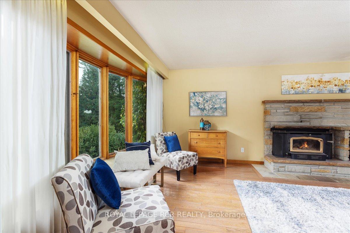 Photo 30 of 250 Ashworth Road, Uxbridge, Rural Uxbridge — HOMEH