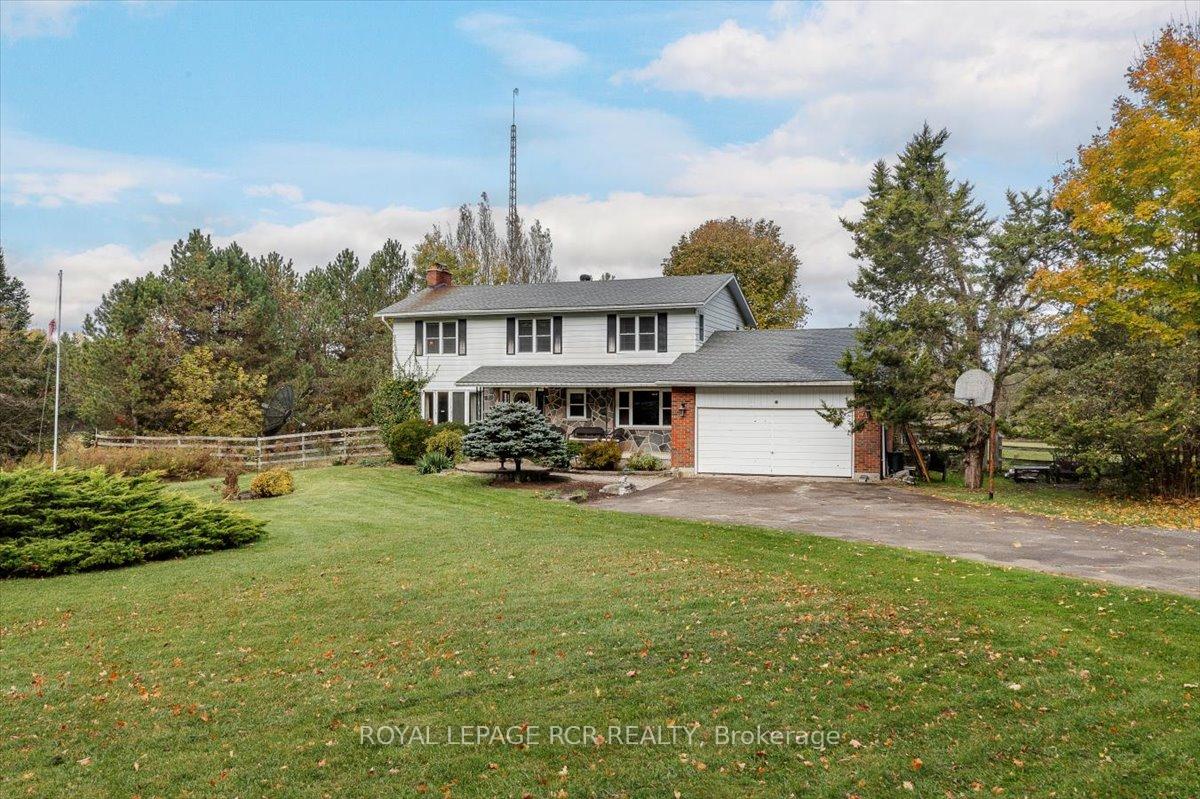 Photo 5 of 250 Ashworth Road, Uxbridge, Rural Uxbridge — HOMEH