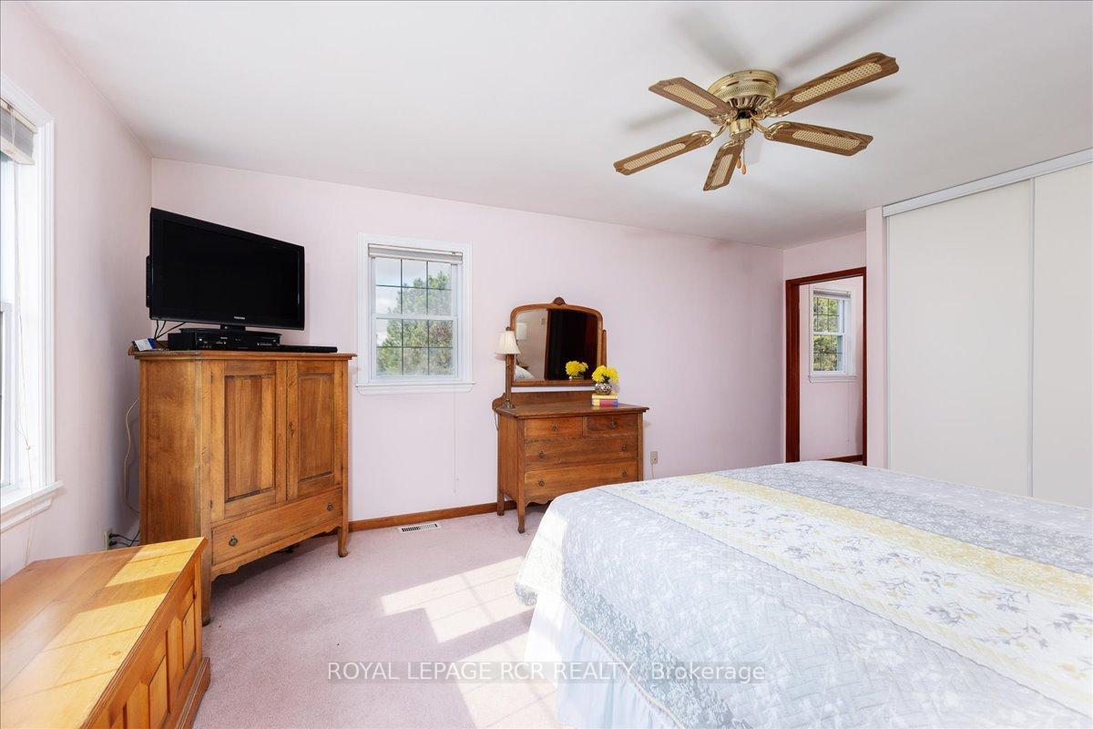 Photo 44 of 250 Ashworth Road, Uxbridge, Rural Uxbridge — HOMEH