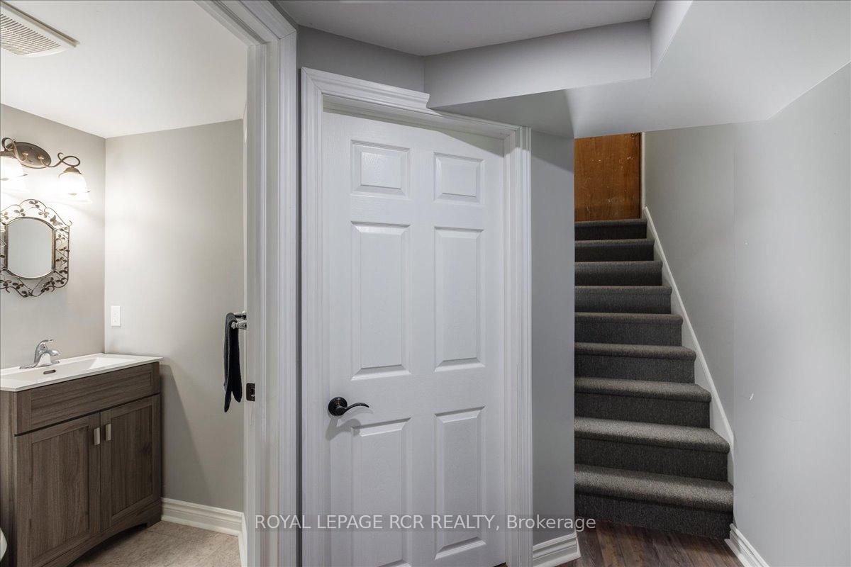 Photo 55 of 250 Ashworth Road, Uxbridge, Rural Uxbridge — HOMEH