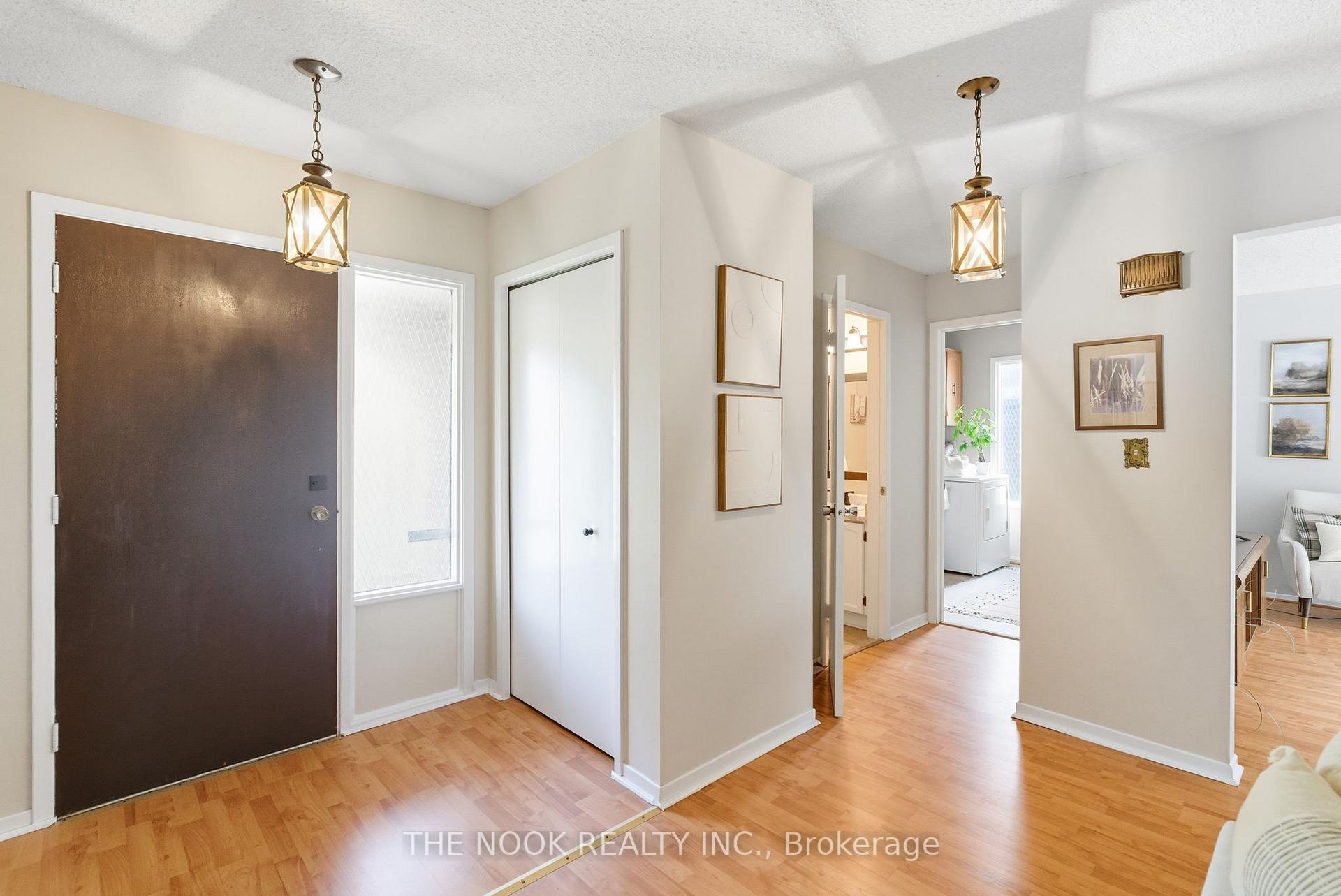 Photo 4 of 52 Rosalynne Avenue, Clarington, Bowmanville — HOMEH