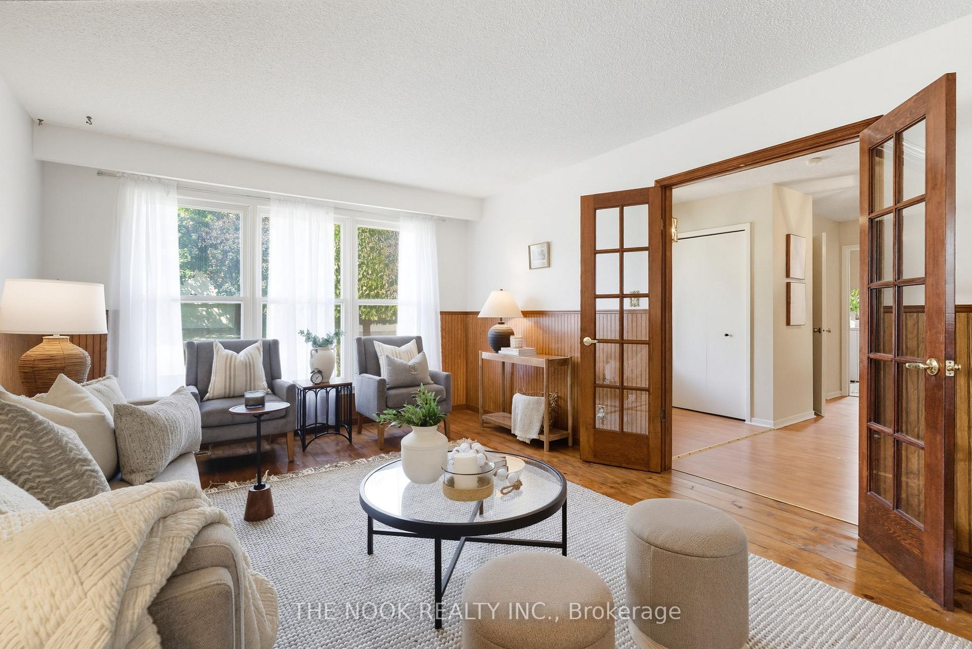 Photo 8 of 52 Rosalynne Avenue, Clarington, Bowmanville — HOMEH
