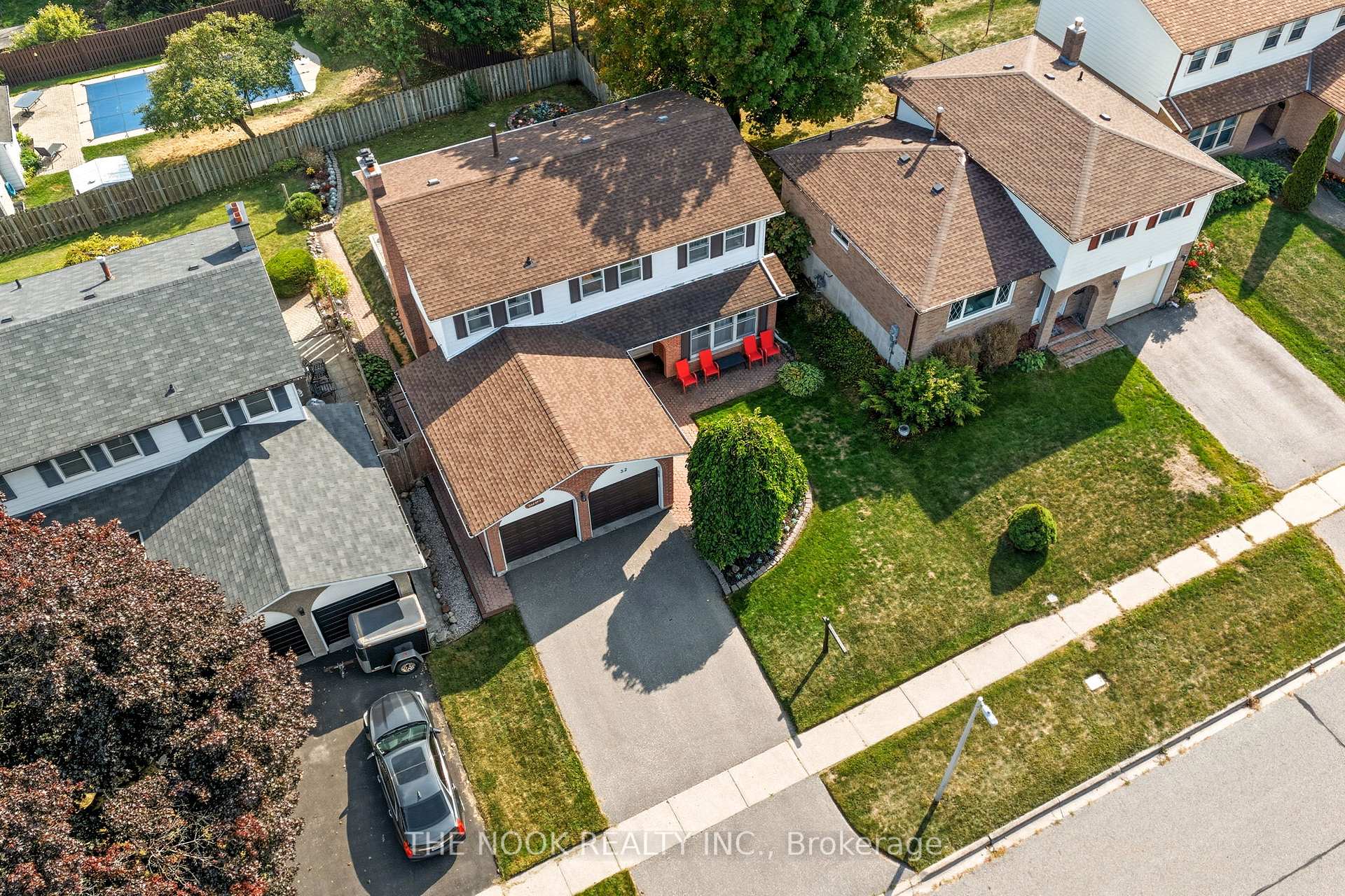Photo 39 of 52 Rosalynne Avenue, Clarington, Bowmanville — HOMEH