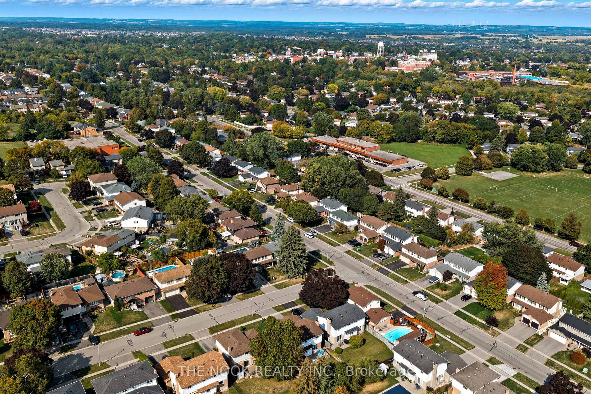 Photo 48 of 52 Rosalynne Avenue, Clarington, Bowmanville — HOMEH