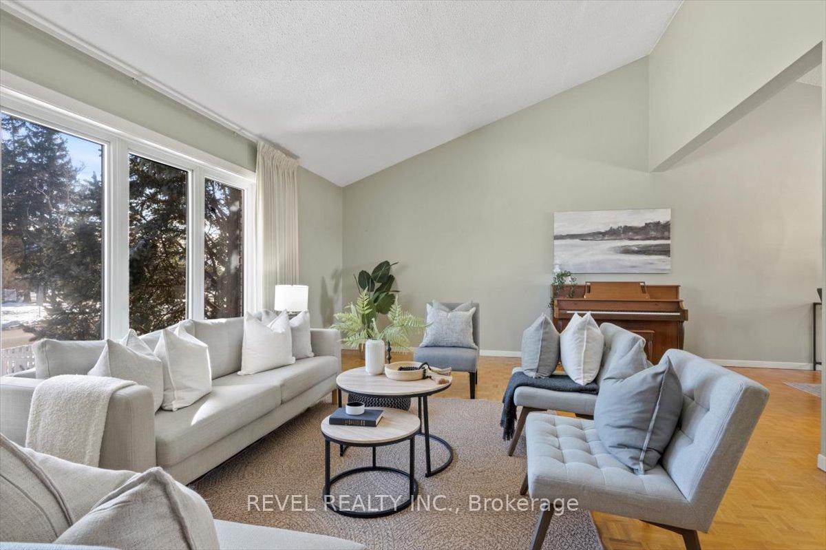 Photo 7 of 372 Toynevale Road, Pickering, Rosebank — HOMEH