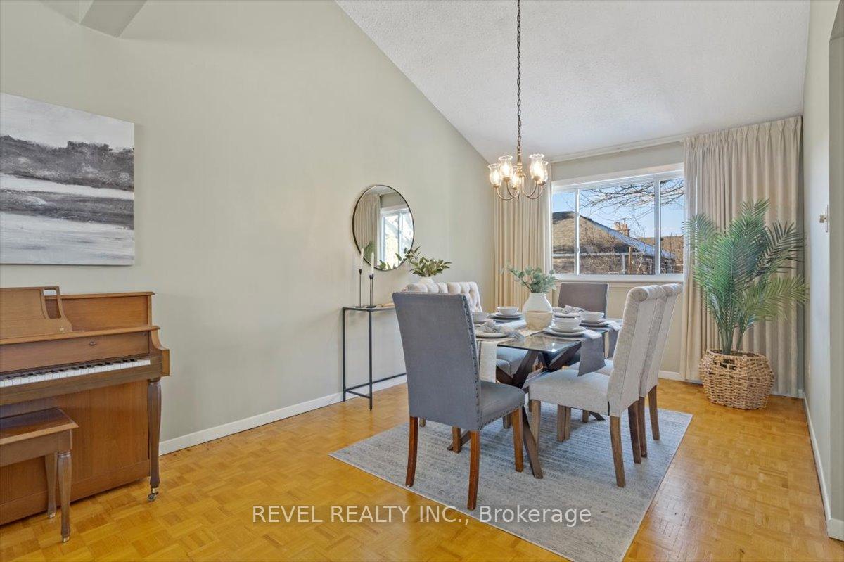 Photo 12 of 372 Toynevale Road, Pickering, Rosebank — HOMEH