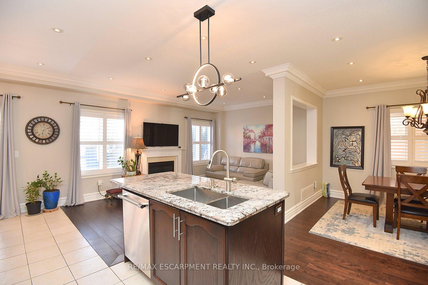 Photo 22 of 3321 Steeplechase Drive, Burlington, Alton — HOMEH