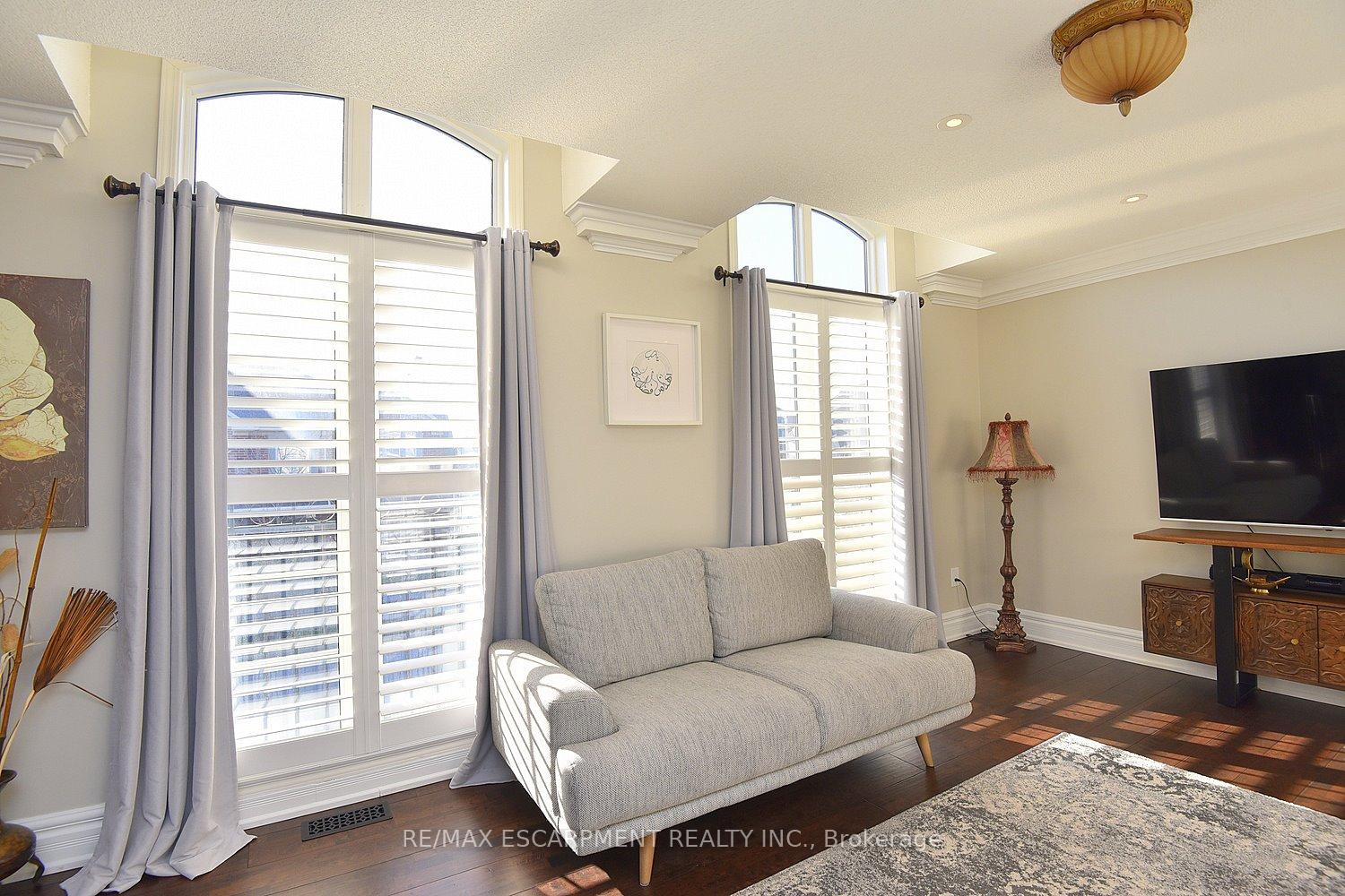 Photo 38 of 3321 Steeplechase Drive, Burlington, Alton — HOMEH