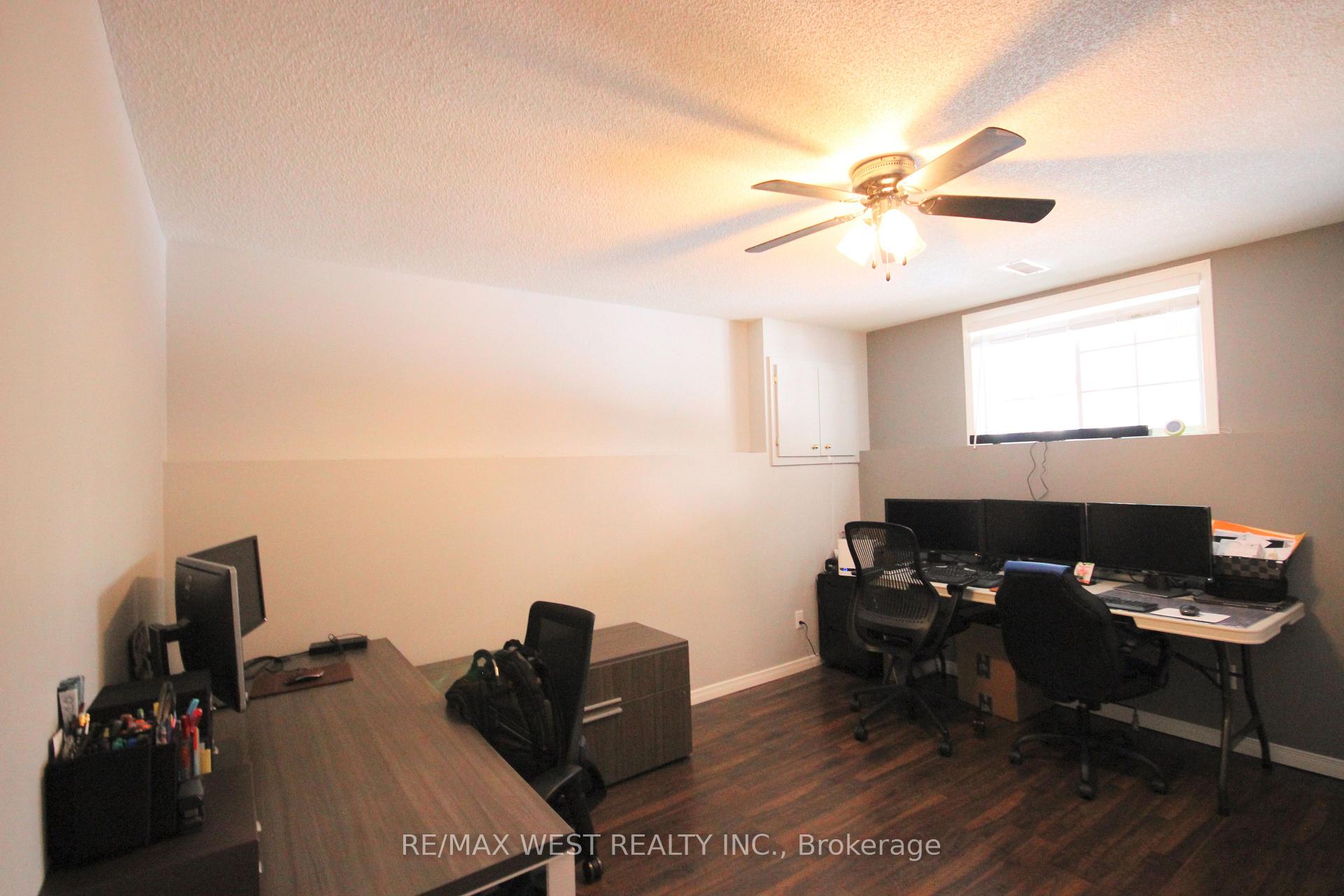 Photo 33 of 10 Frances Avenue, Hamilton, Stoney Creek — HOMEH
