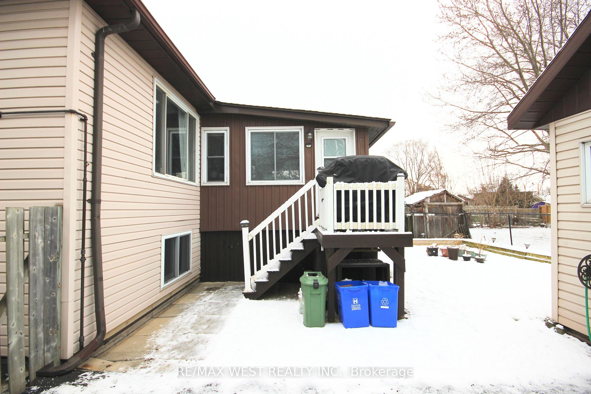 Photo 36 of 10 Frances Avenue, Hamilton, Stoney Creek — HOMEH