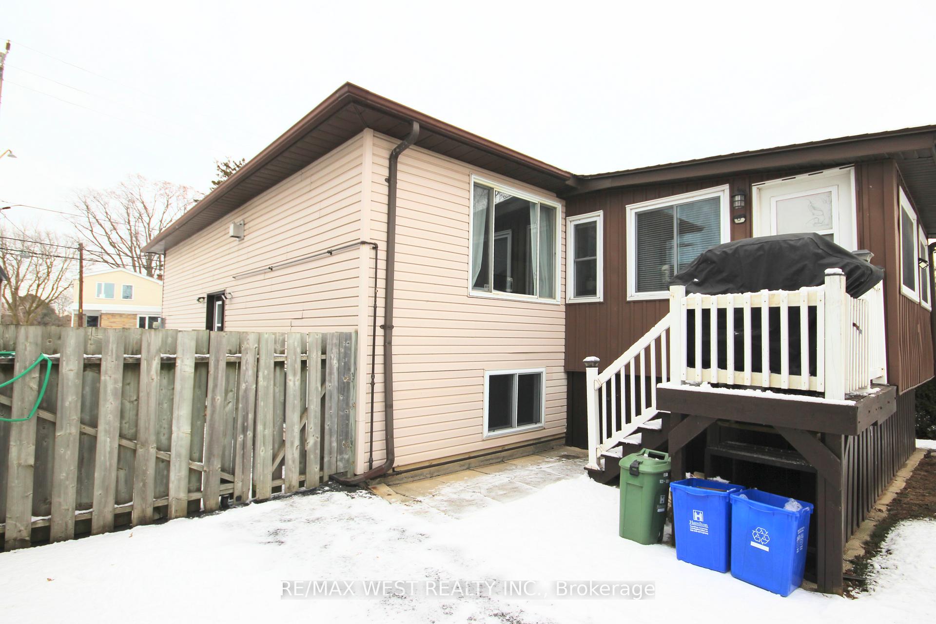 Photo 37 of 10 Frances Avenue, Hamilton, Stoney Creek — HOMEH