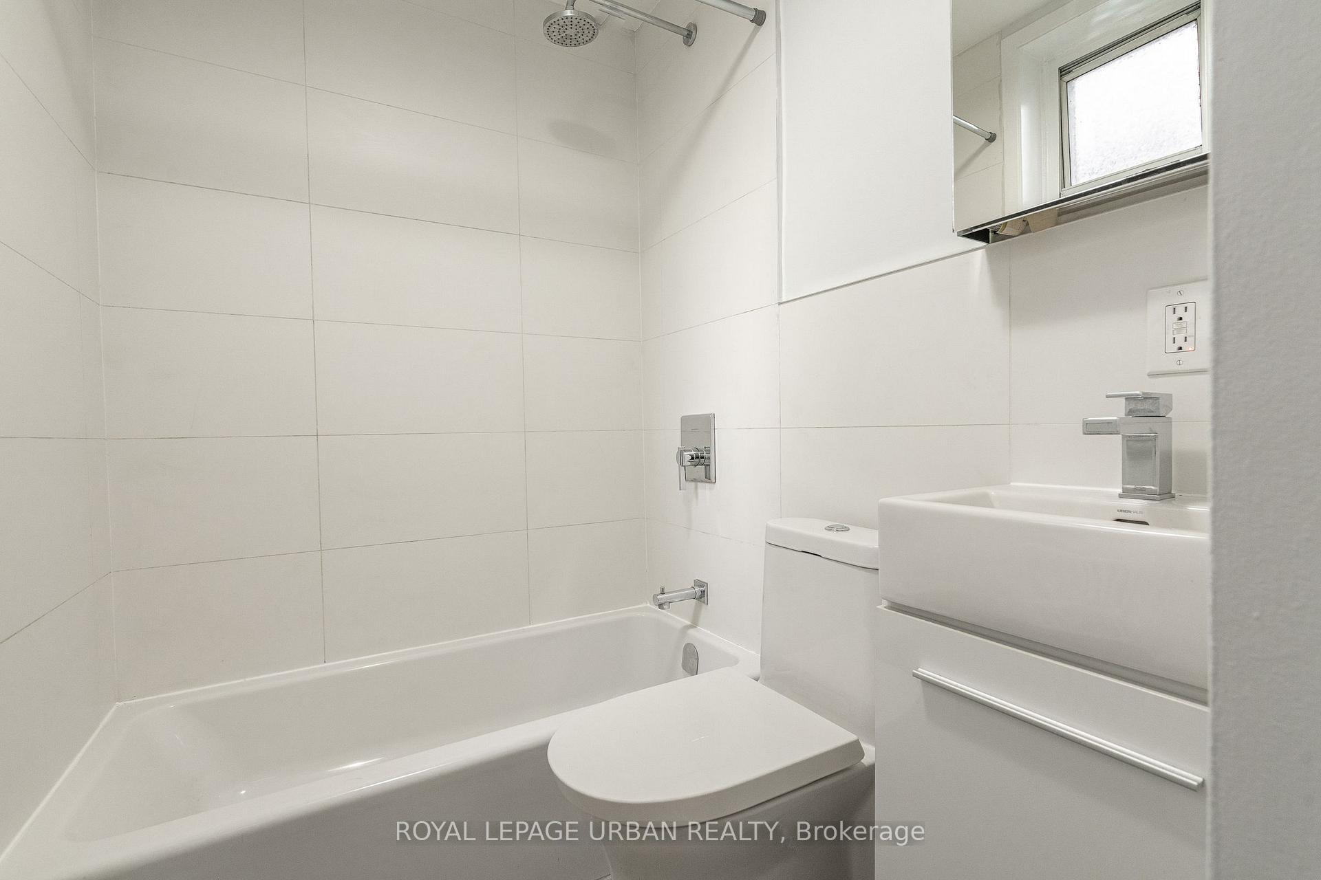Photo 16 of Unit 111, 50 Gloucester Street, Toronto, Church-Yonge Corridor — HOMEH